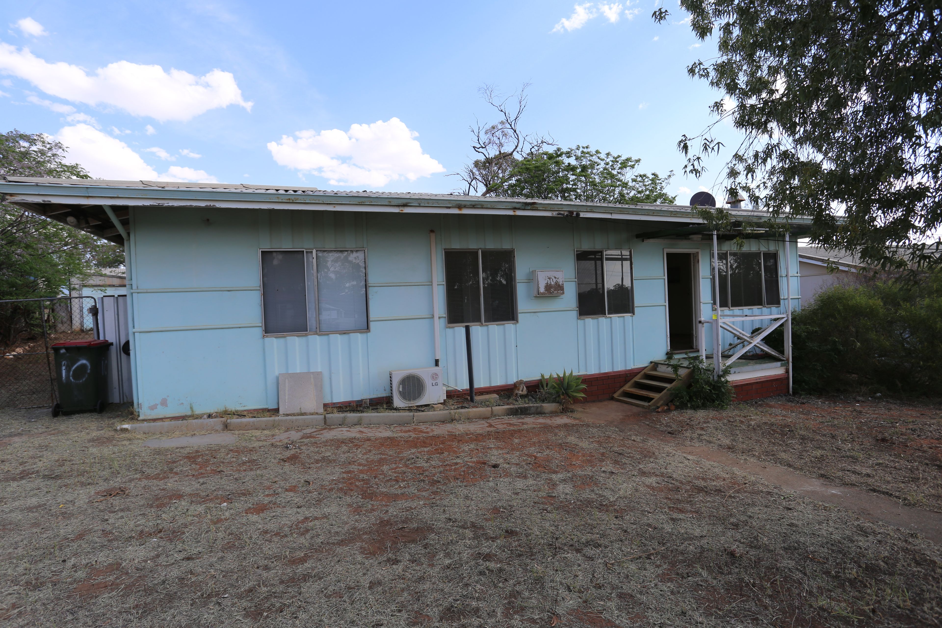 10 New Compton Street, Kambalda East WA 6442