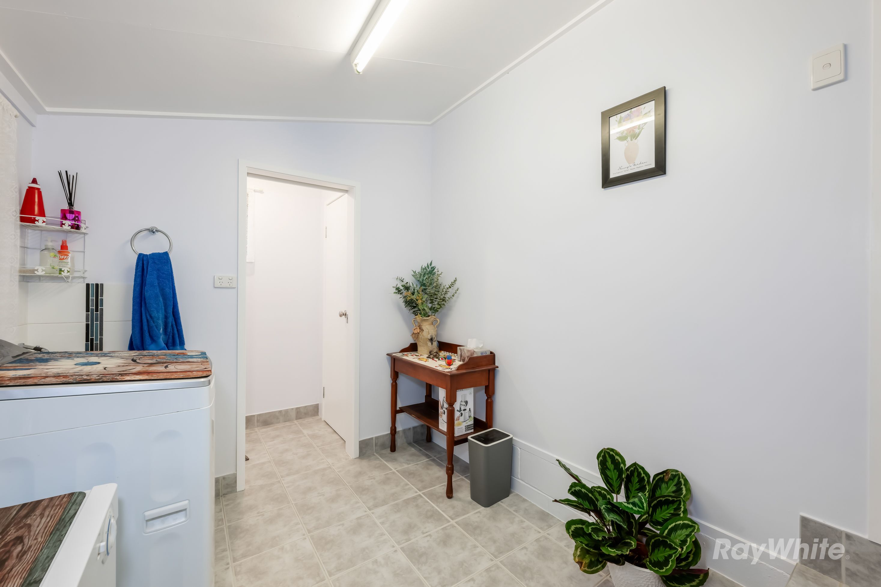 8 George Street — photo 15 of 30