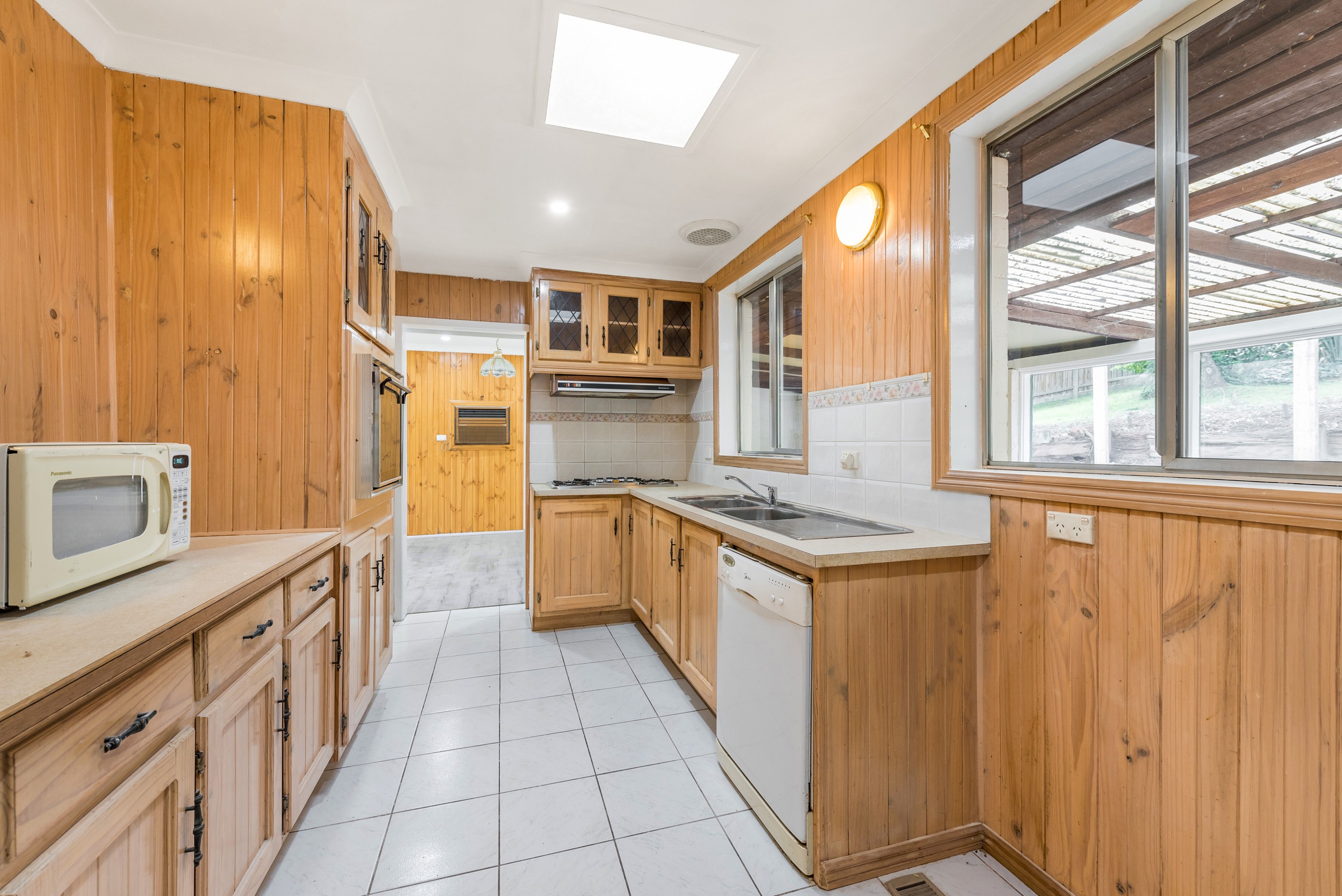 210 Forest Road, Boronia, VIC 3155