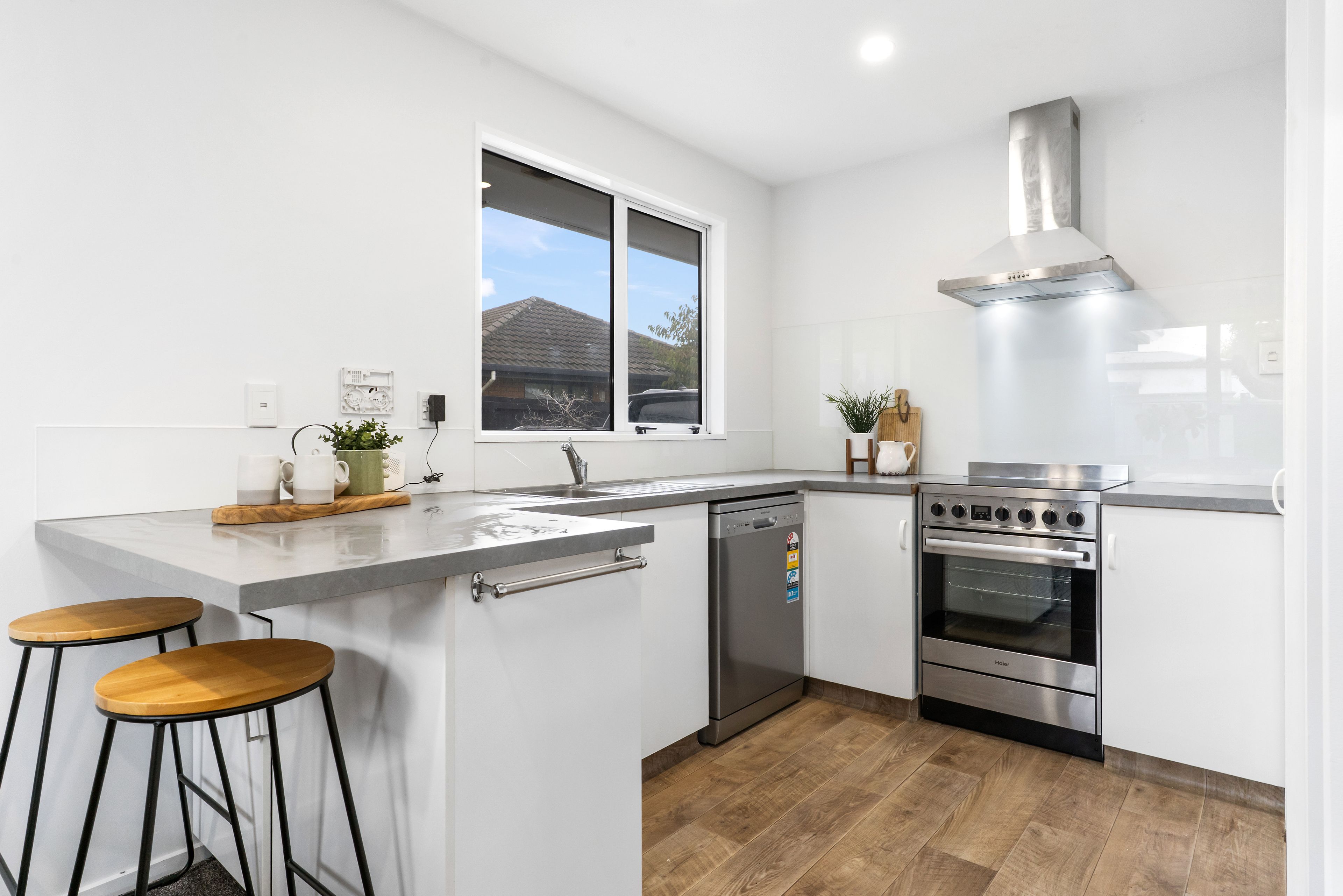 9A Topham Lane, Hornby, Christchurch City