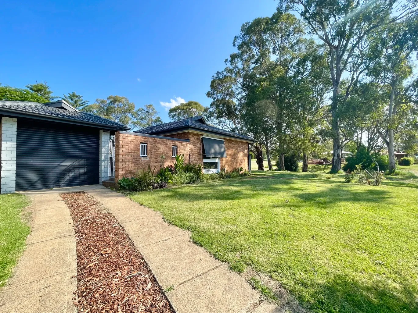 76 Woodhouse Drive, Ambarvale, NSW 2560