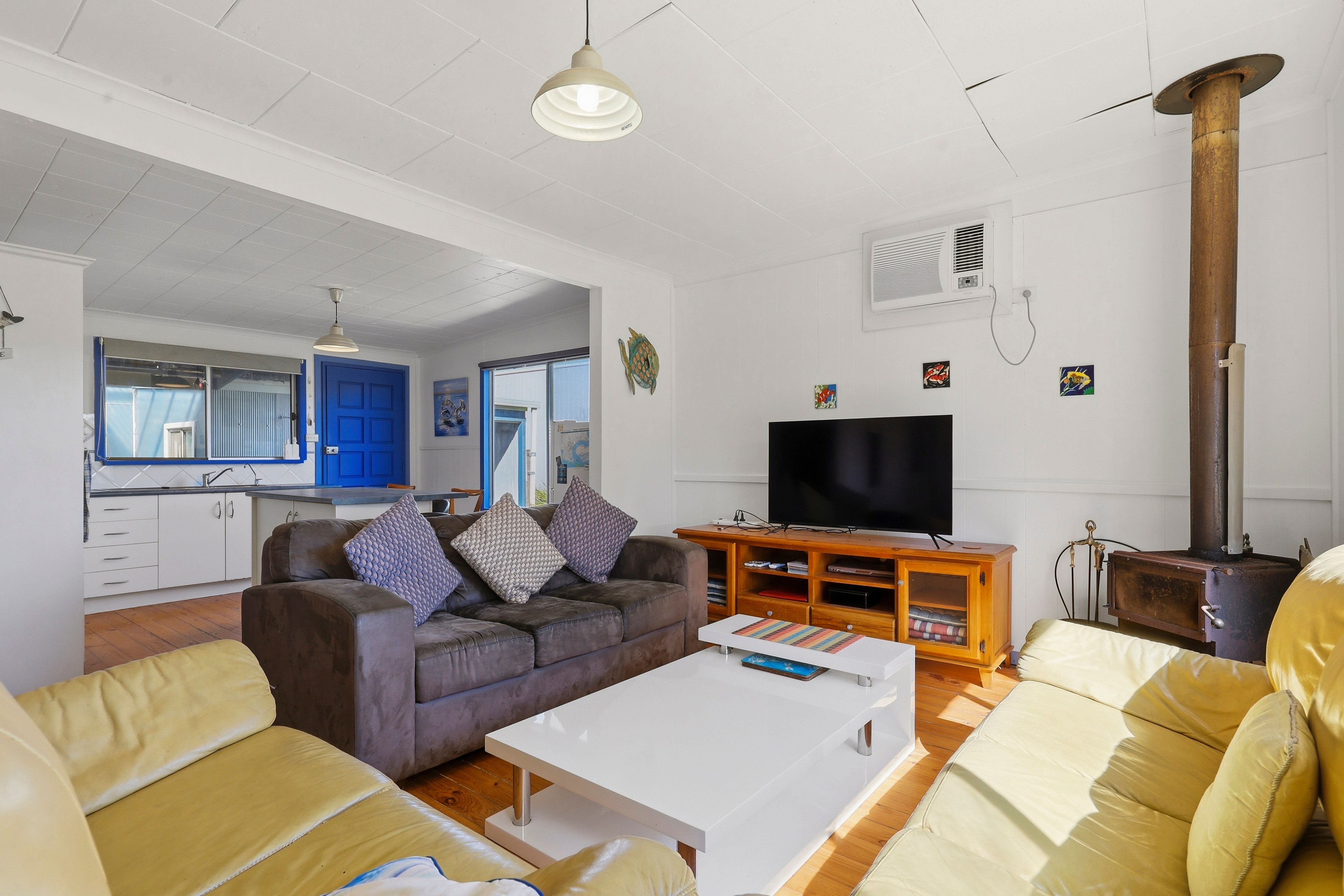 8 Dent Street — photo 5 of 24