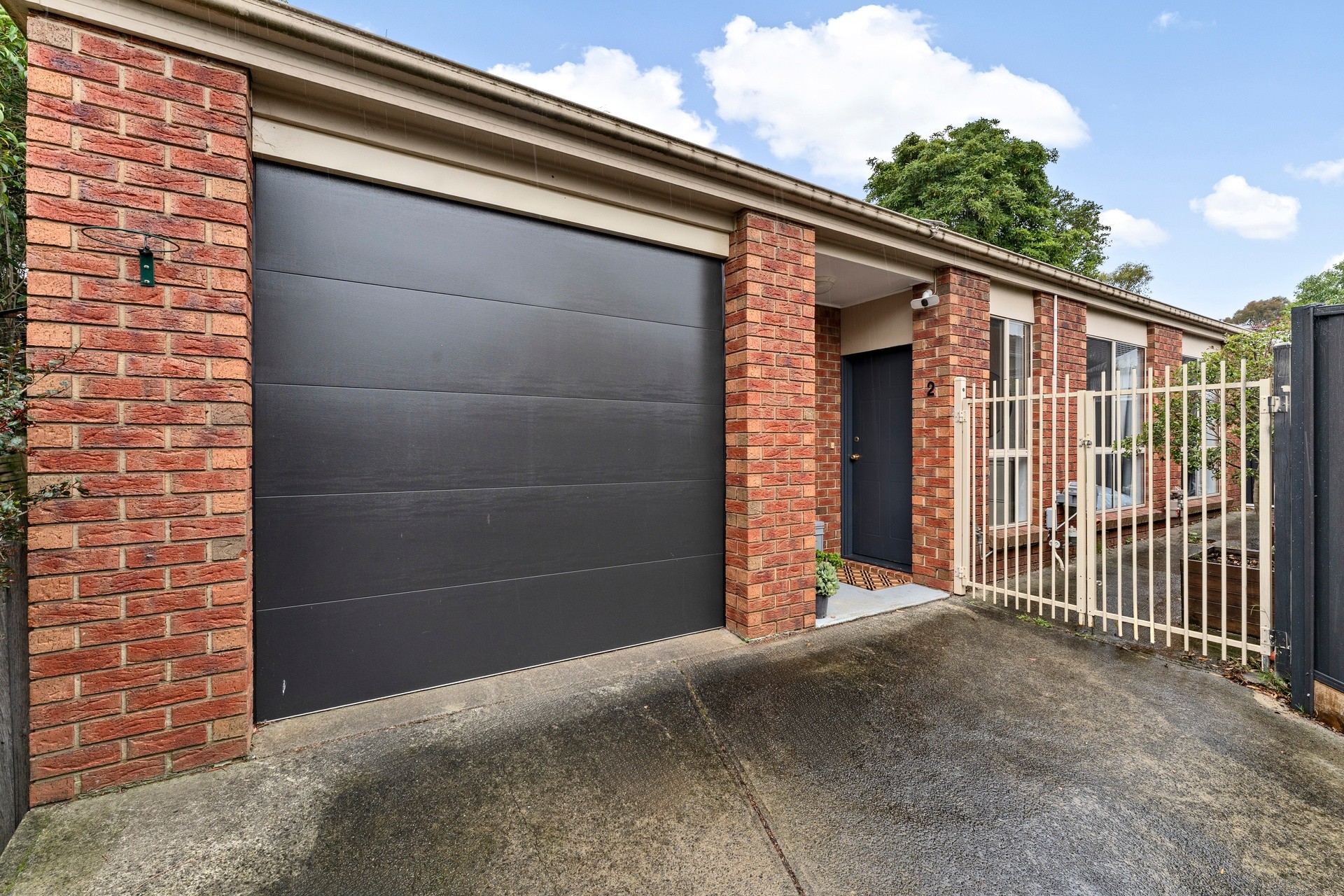 2/24 Jindabyne Avenue, Chadstone, VIC 3148