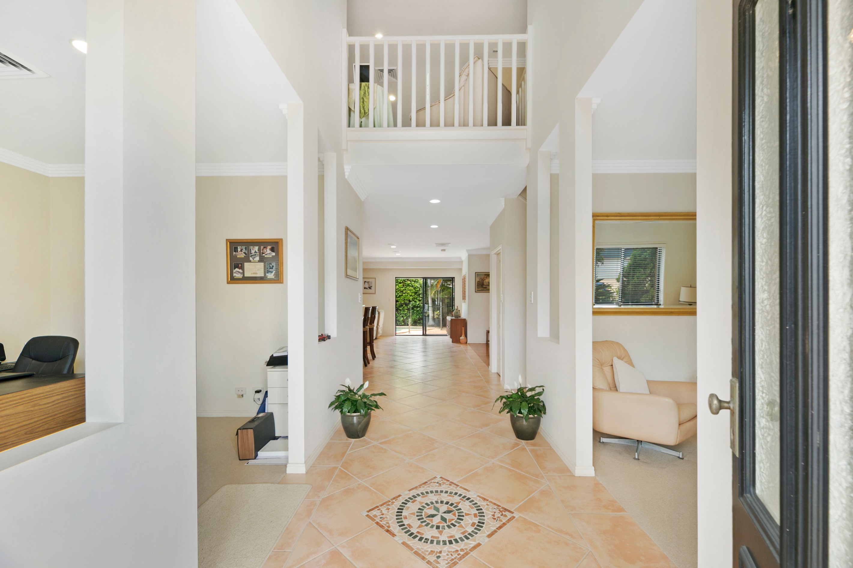 9 Pine Valley Drive, Robina, QLD 4226