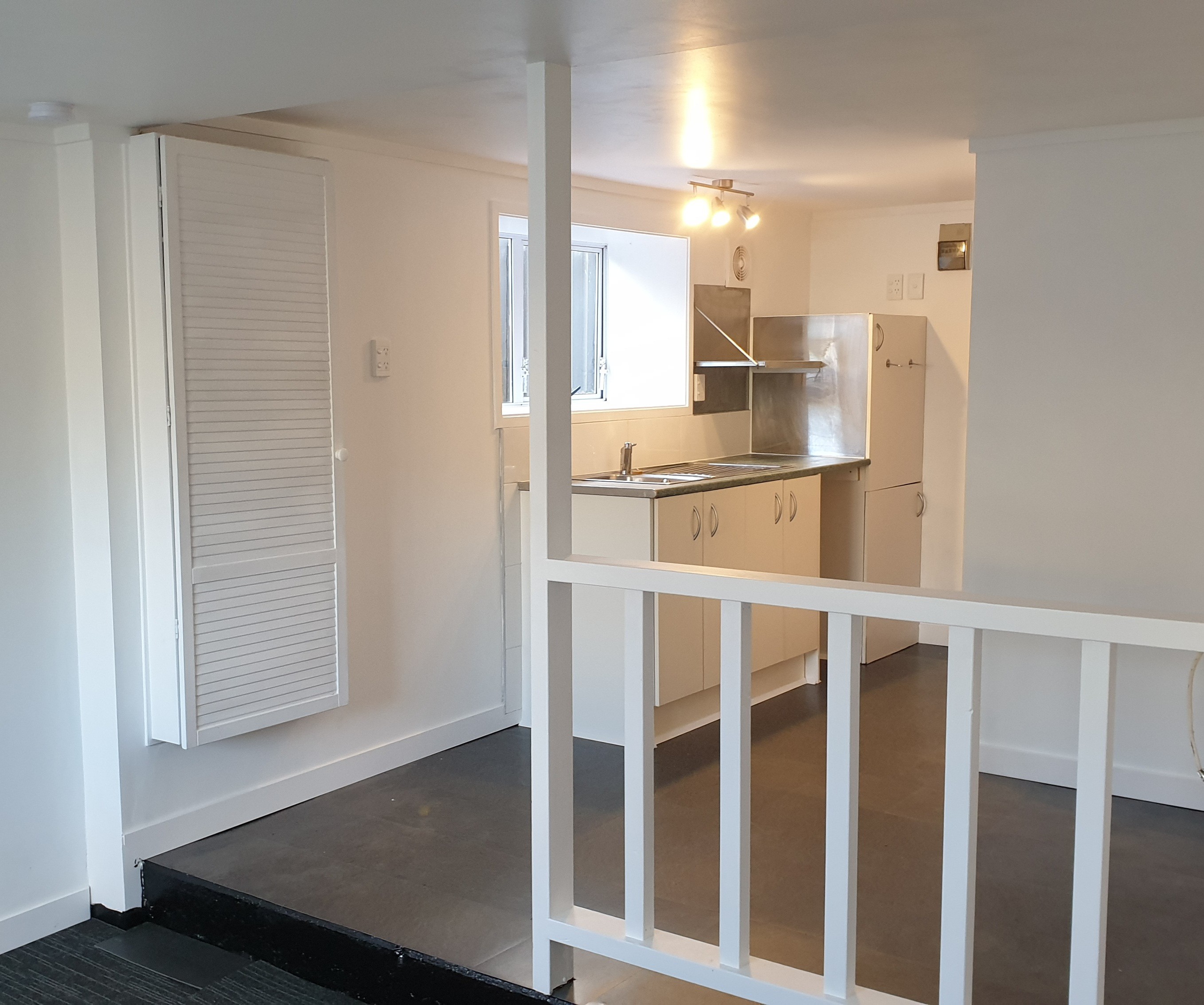 8B Woodglen Road, Glen Eden, Waitakere City