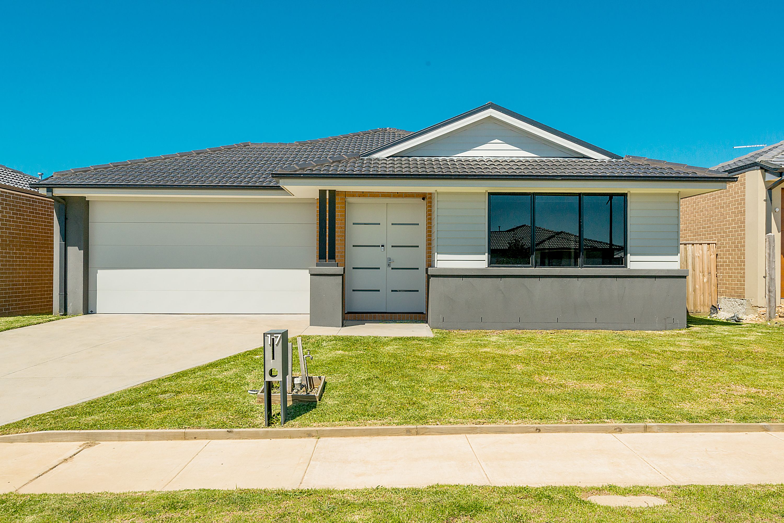 17 Docker Circuit, Mickleham, VIC 3064