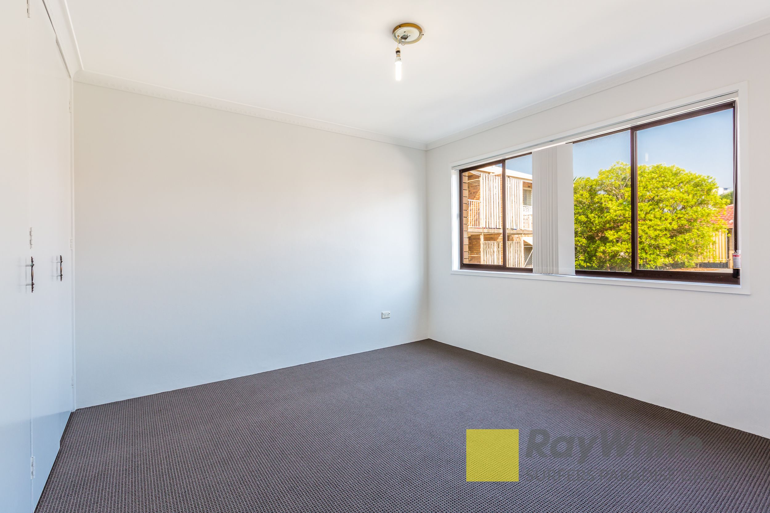 2/147 High Street, Southport, QLD 4215