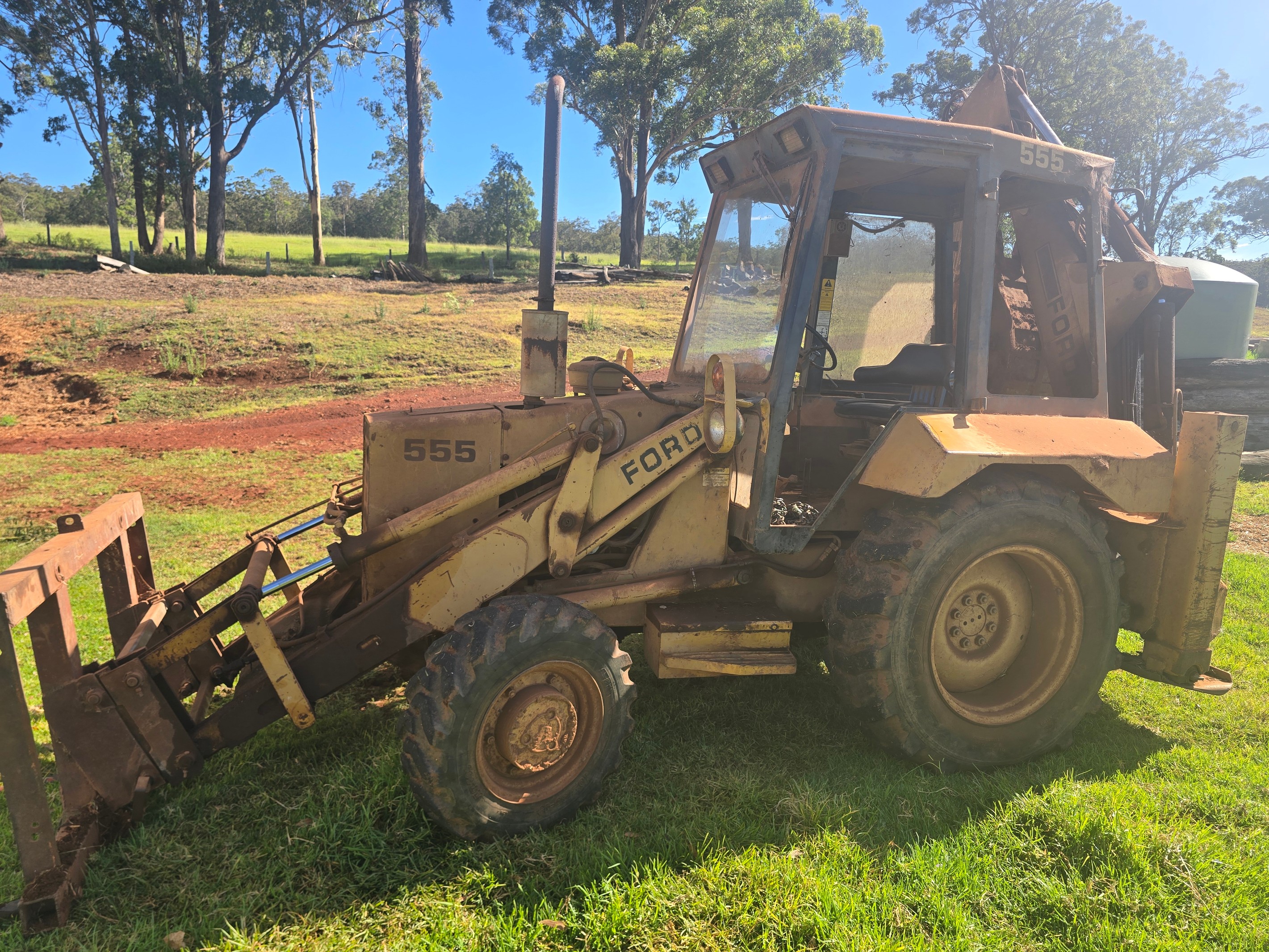 ON SITE, 203 Collingwood Road,, Hampton, QLD 4352