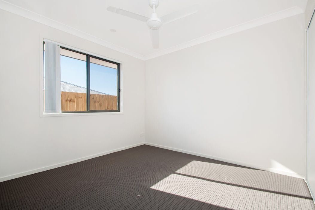 16 Rosella Street — photo 7 of 15