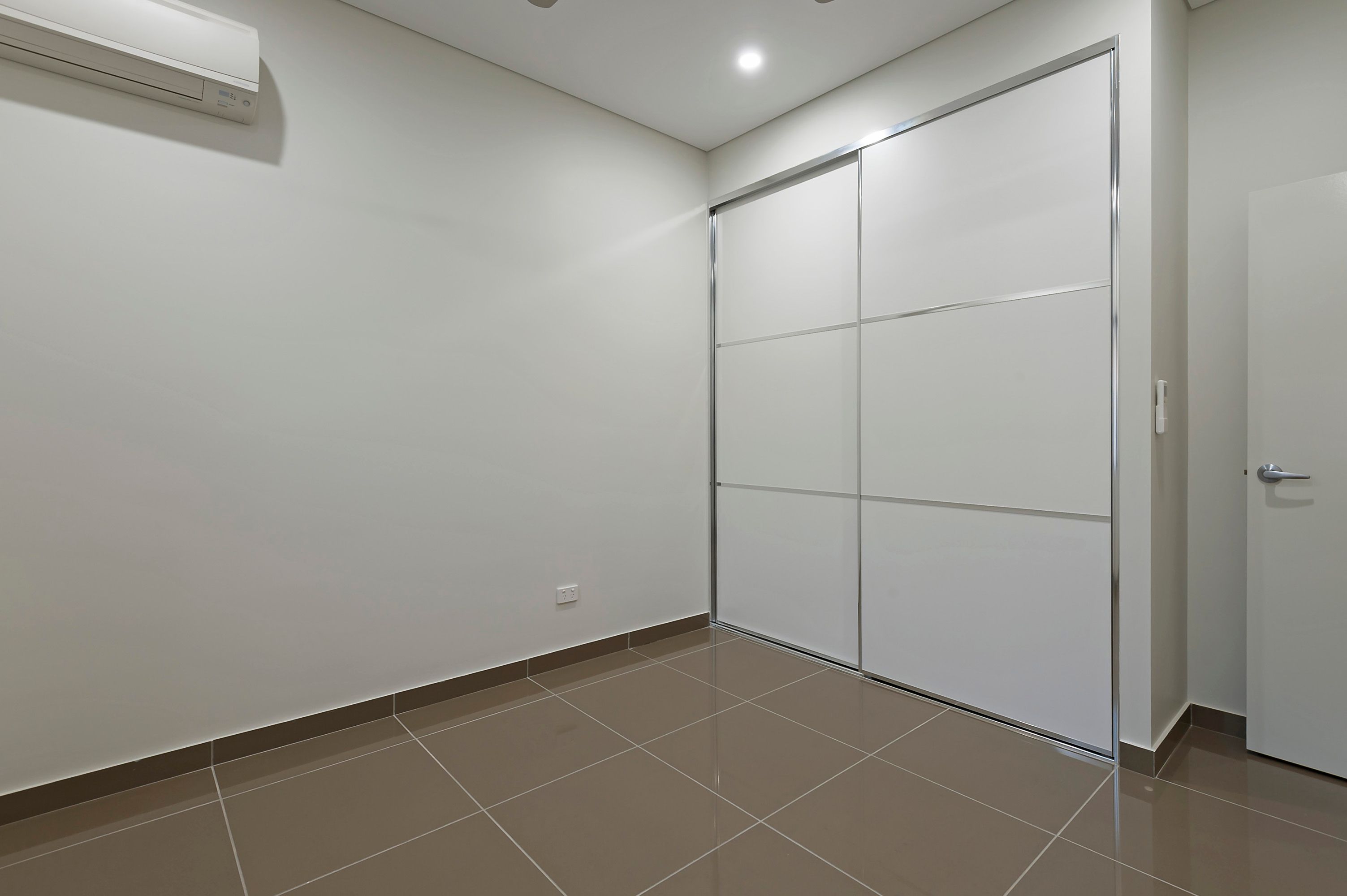 1/4 Melville Street — photo 13 of 22