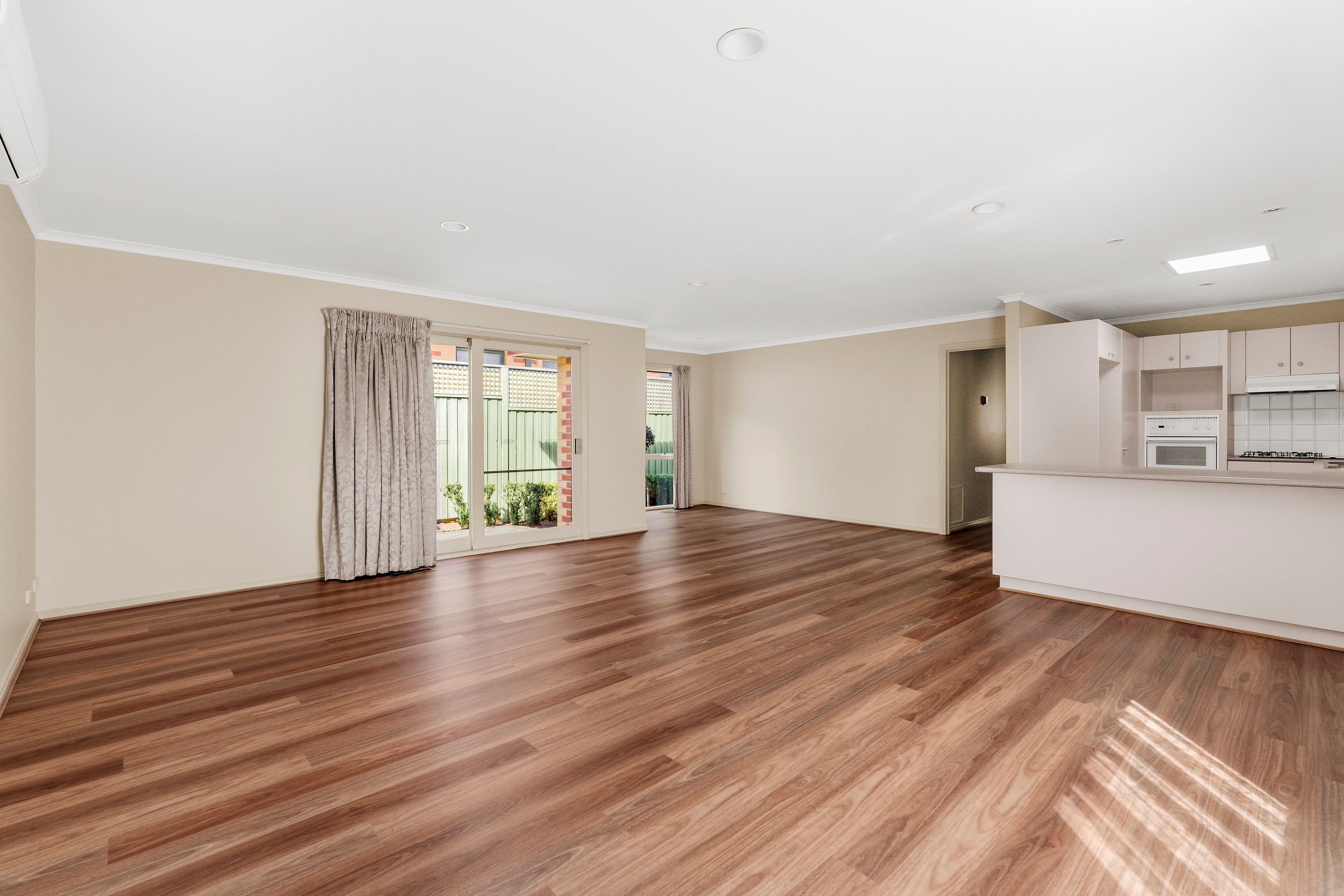 2/53 Ferguson Street, Macleod, VIC 3085