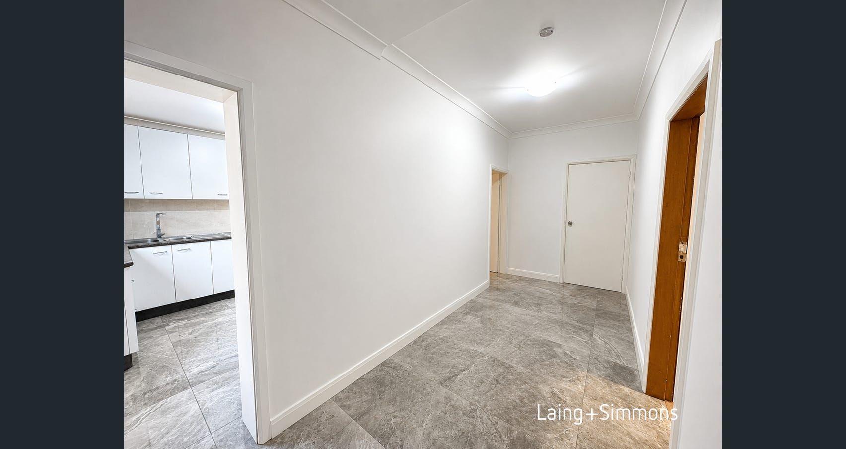 121A Lancelot Street — photo 7 of 8