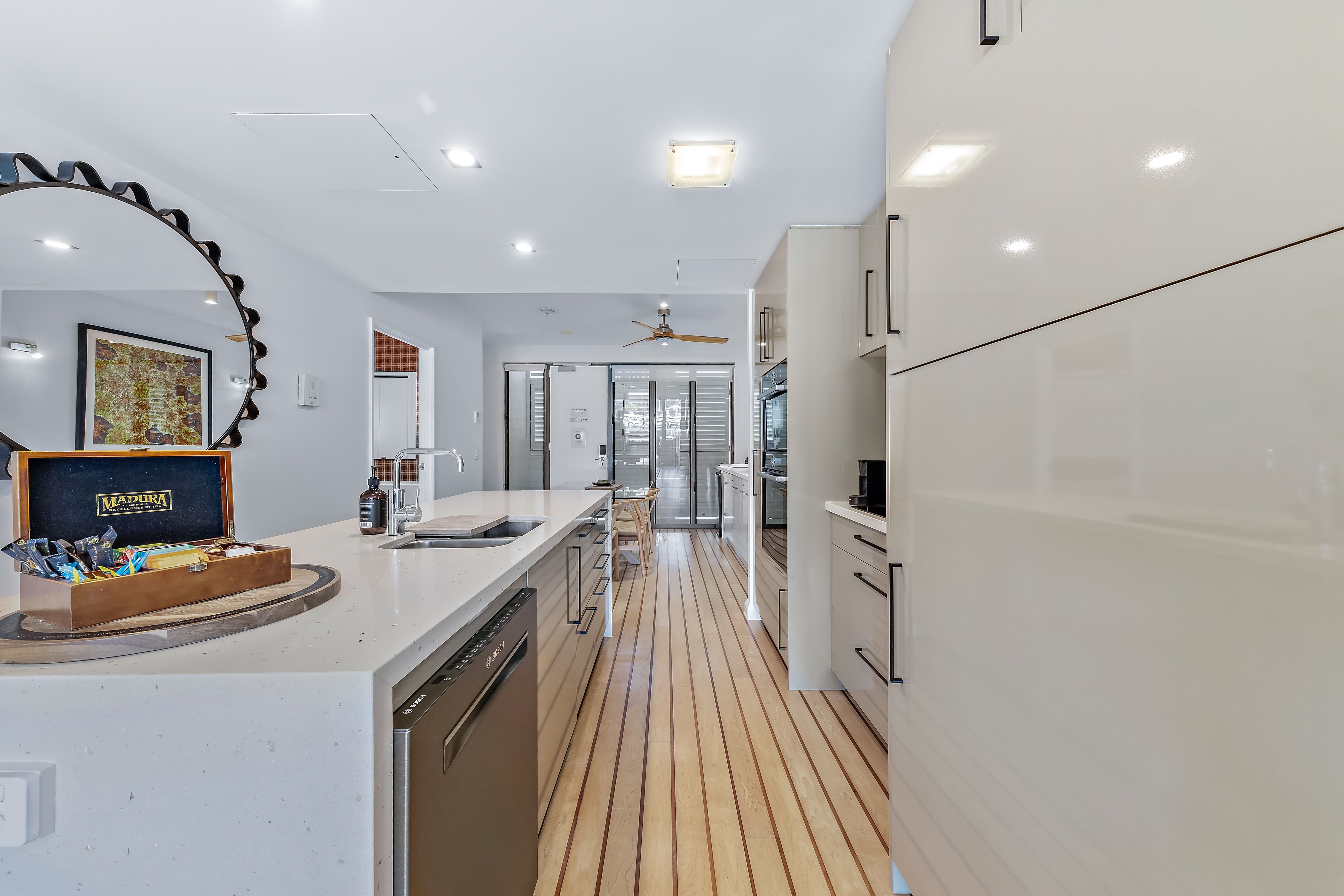 204/33 Port Drive — photo 5 of 18