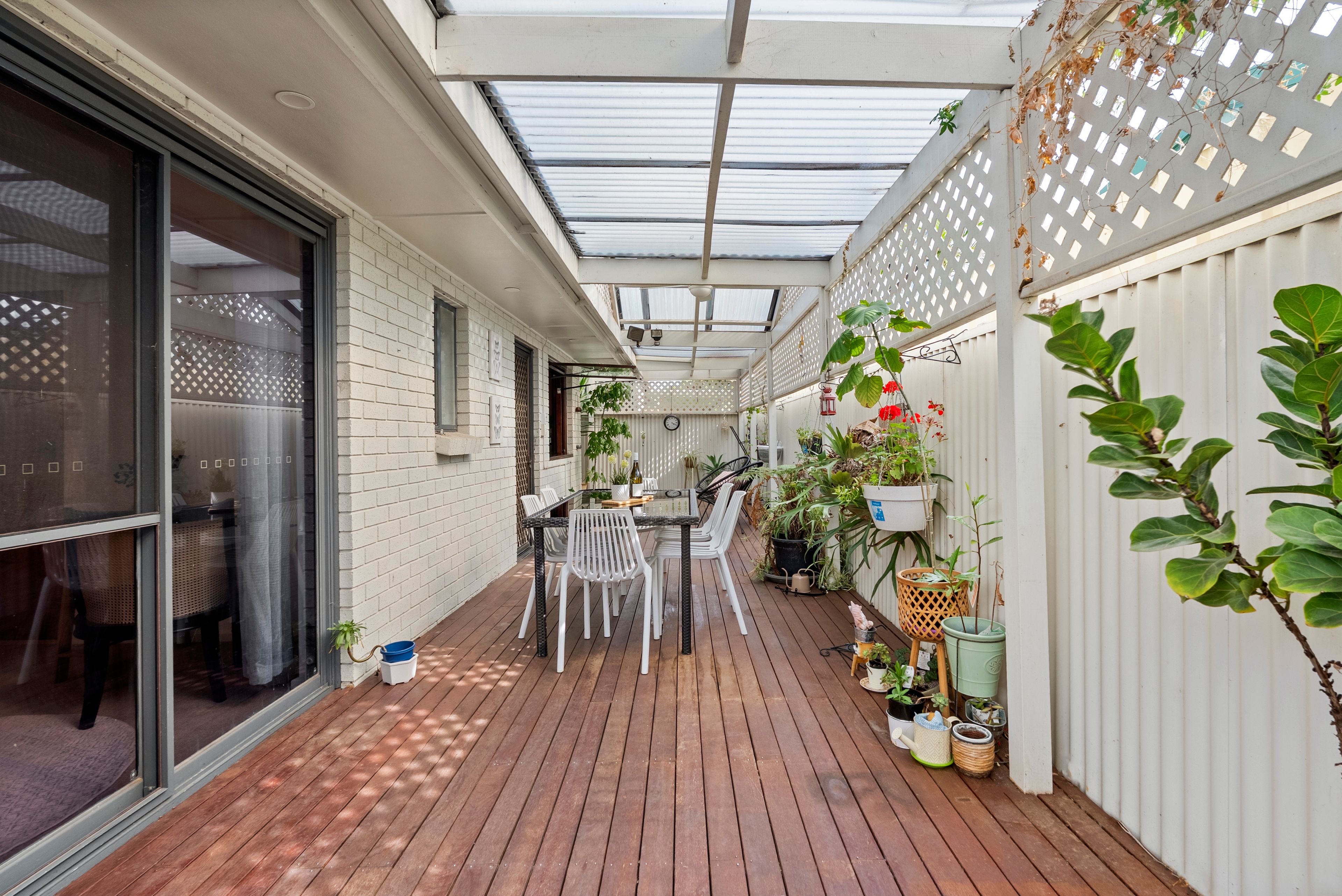 1/6 Hopkins Crescent — photo 19 of 19