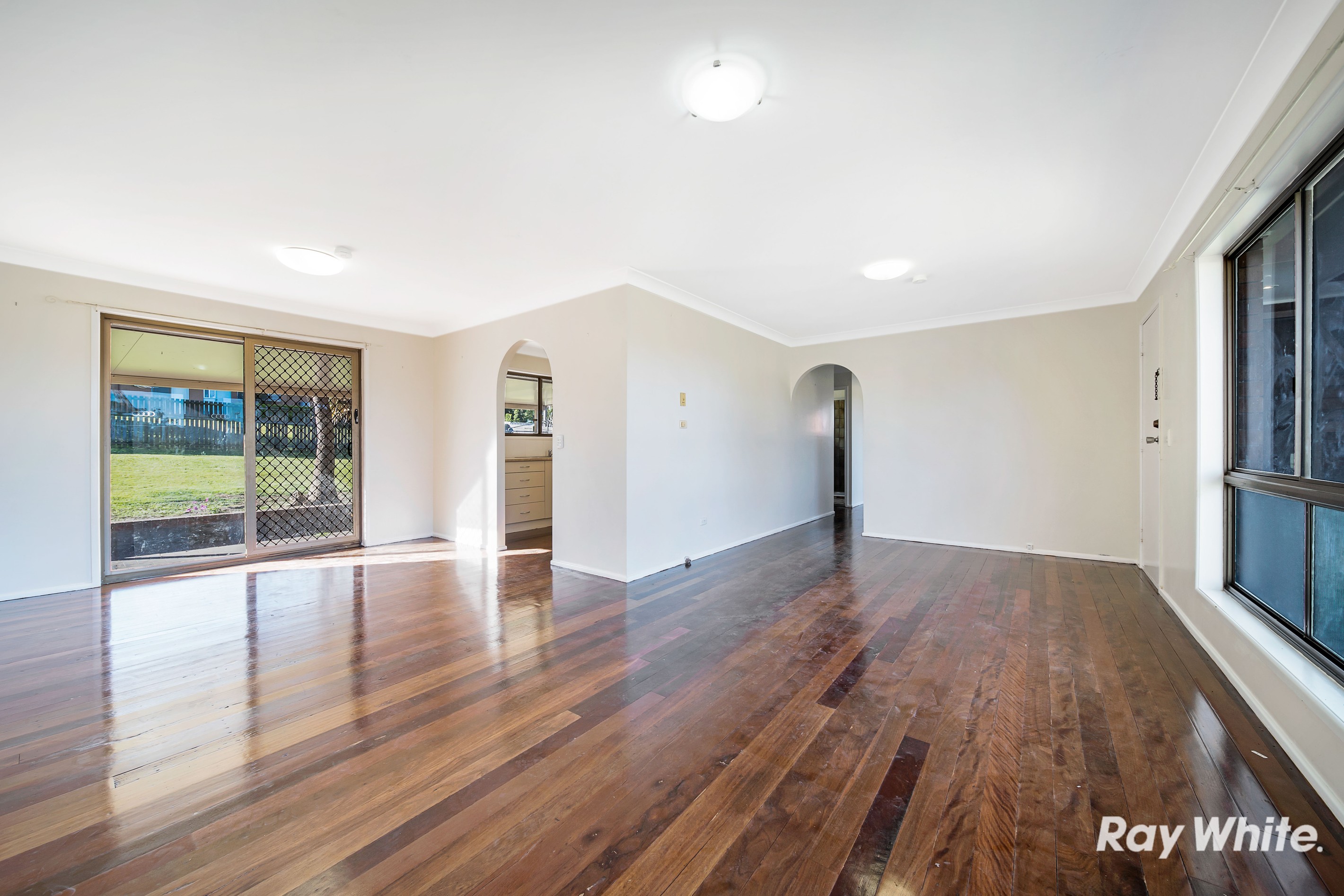 34 Dracon Street, Regents Park, QLD 4118