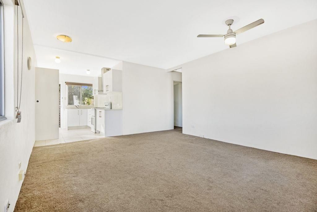 3/12 Murlong Crescent, Palm Beach, QLD 4221