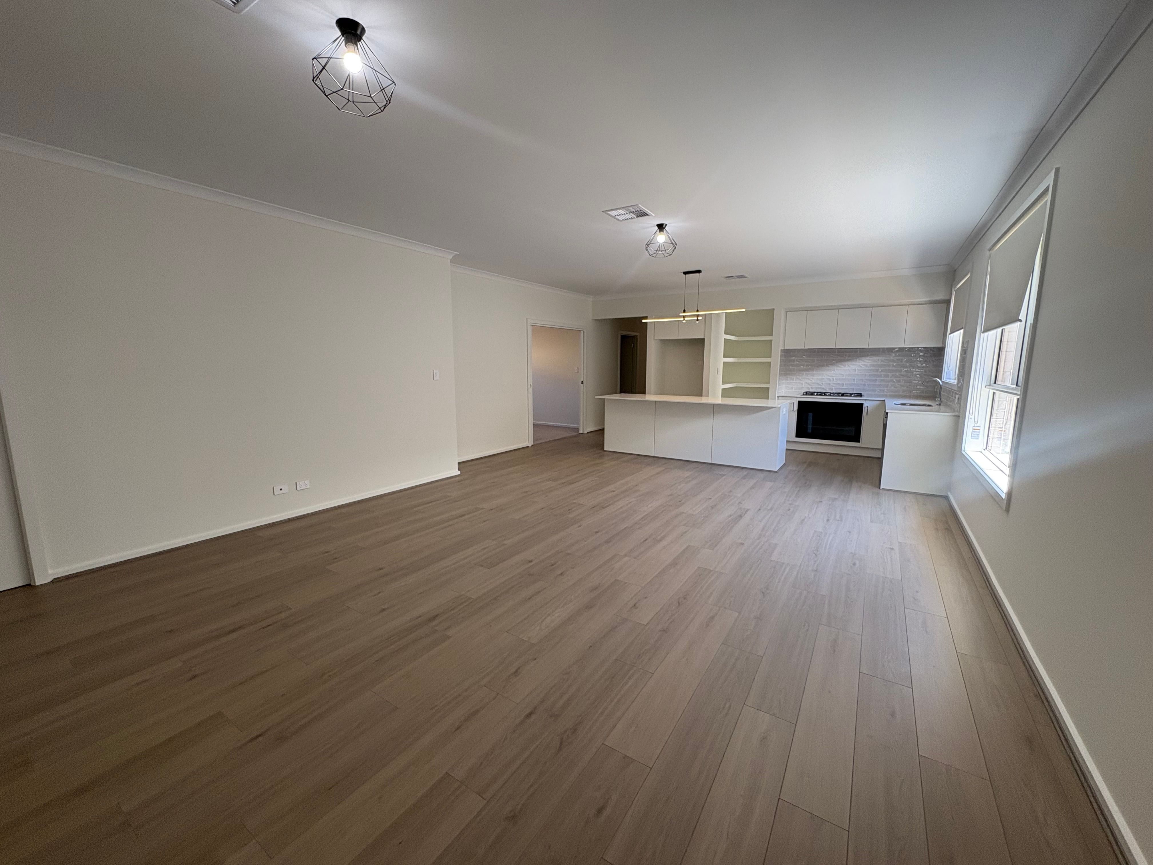9 Wallace Drive — photo 3 of 14