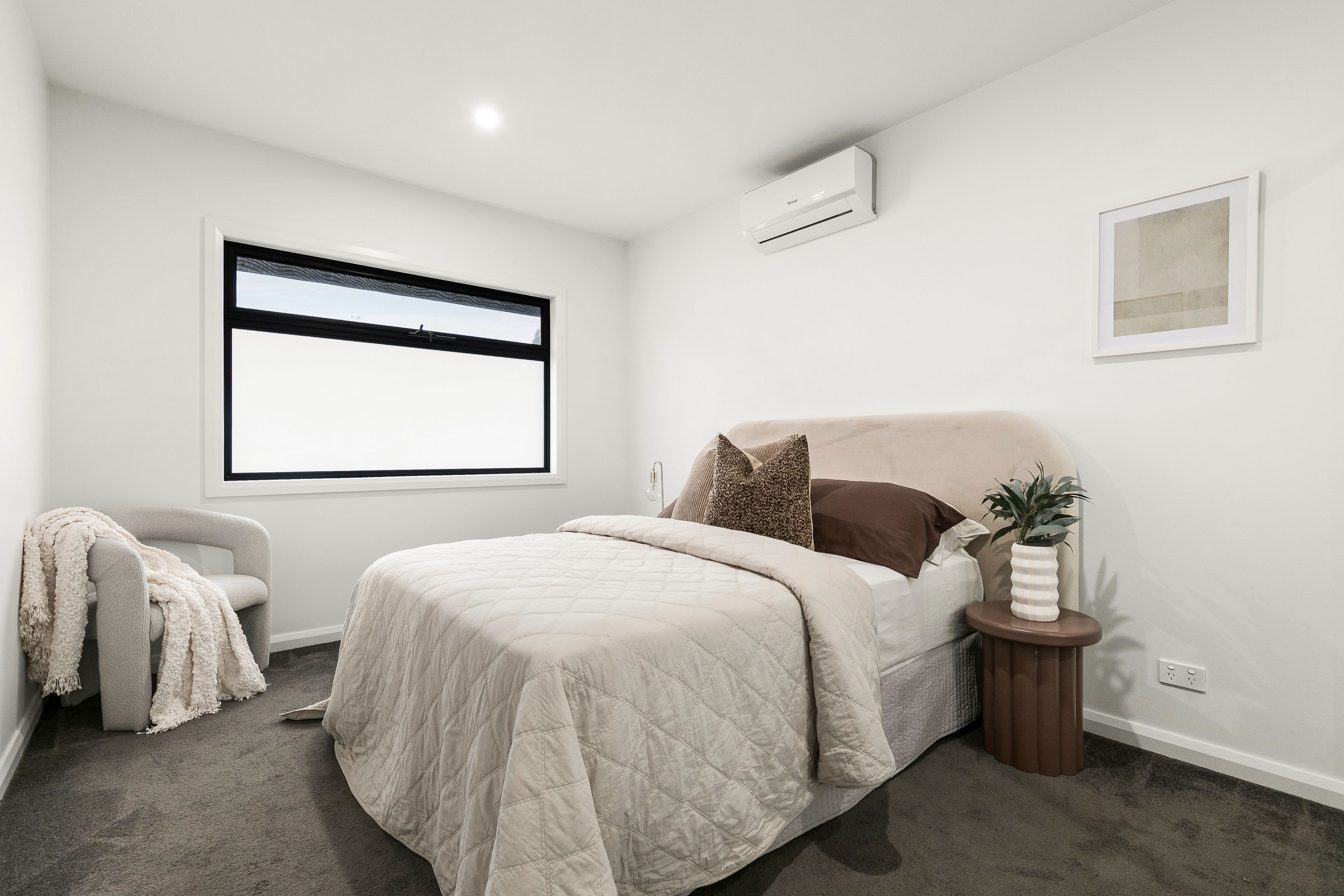 1/100 Widford Street — photo 12 of 16