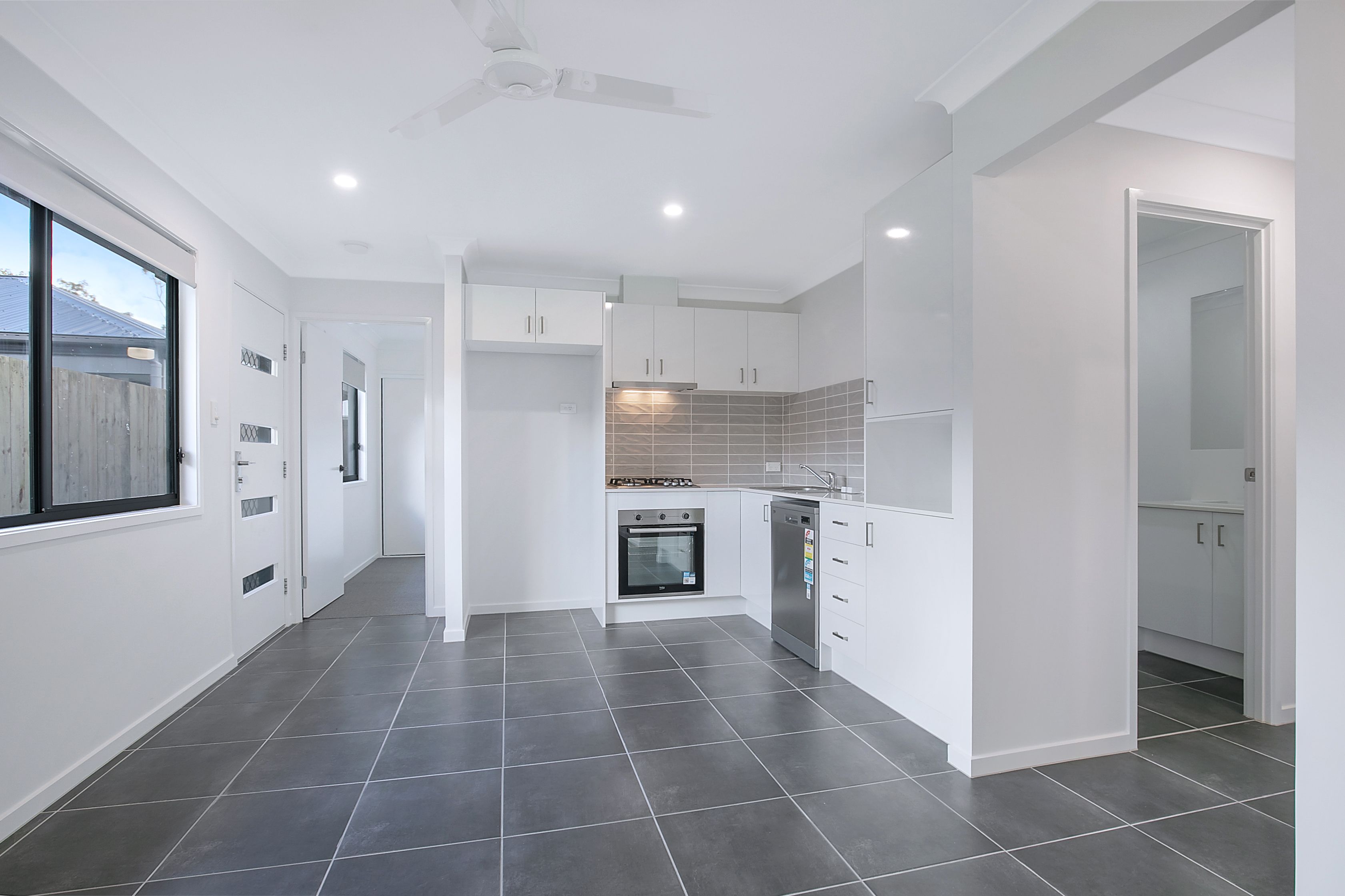 2b/8 Falcon Road, Park Ridge, QLD 4125