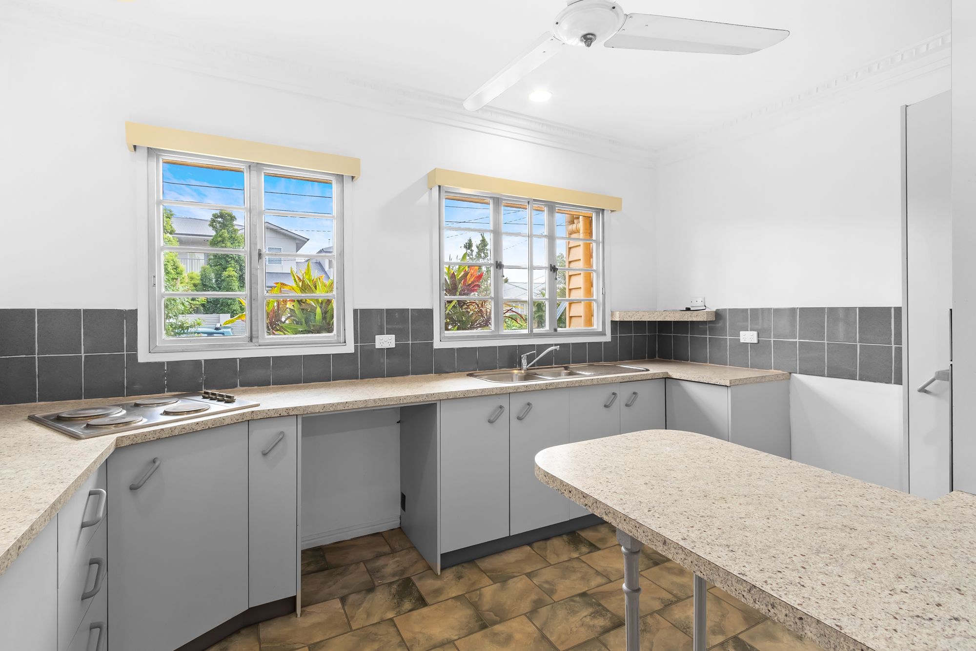 28 Murchison Street, Carina, QLD 4152