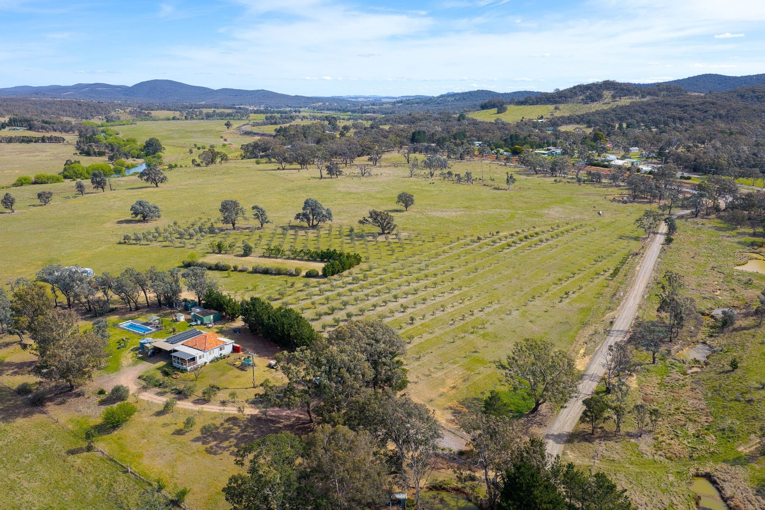 44 Mills Road, Towrang via — photo 3 of 18