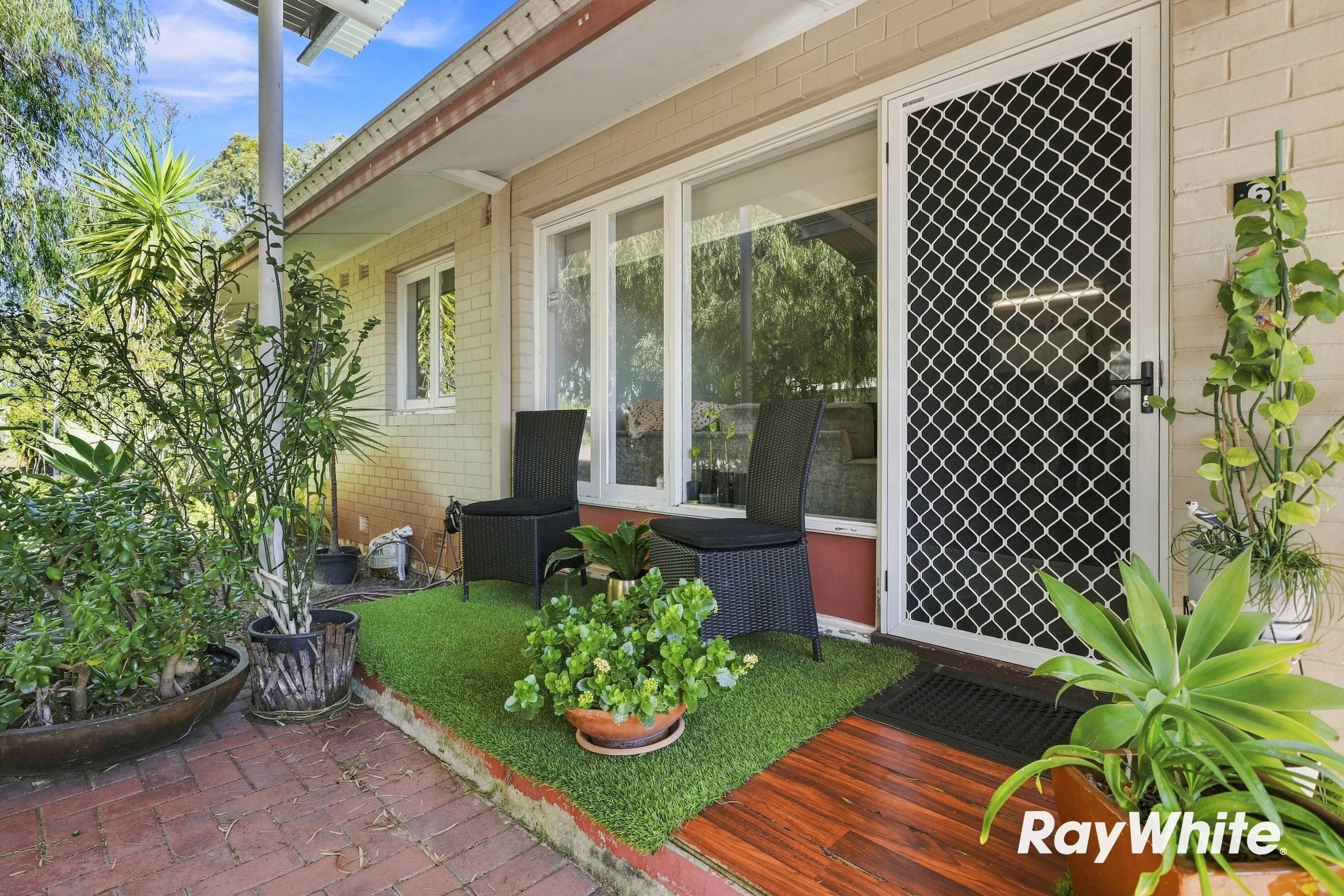 6/43 Golders Way — photo 6 of 25