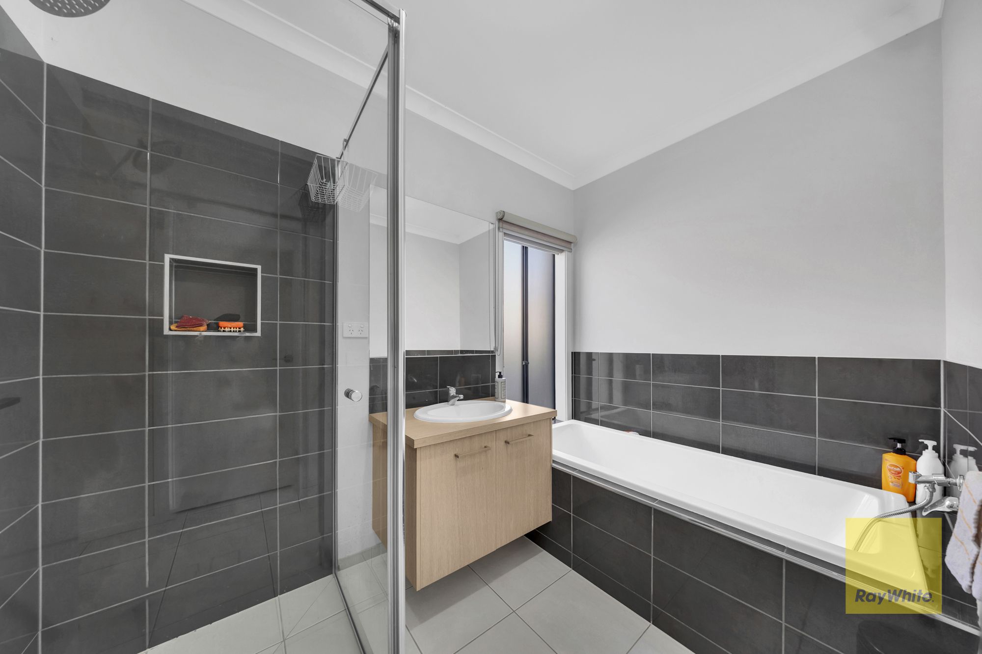 3 Schiller Street — photo 11 of 16