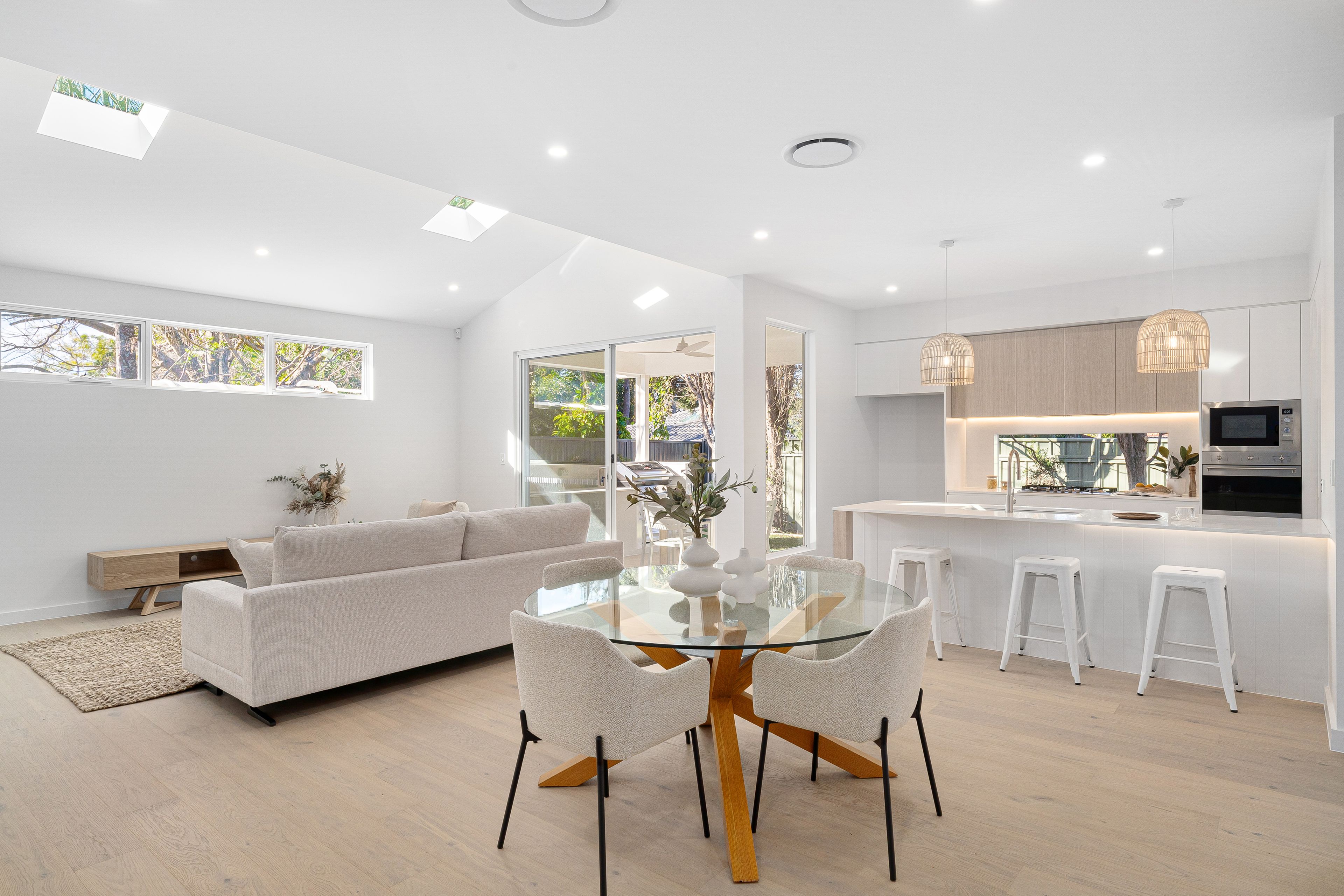 12-14 Churchill Avenue, Kirrawee NSW 2232