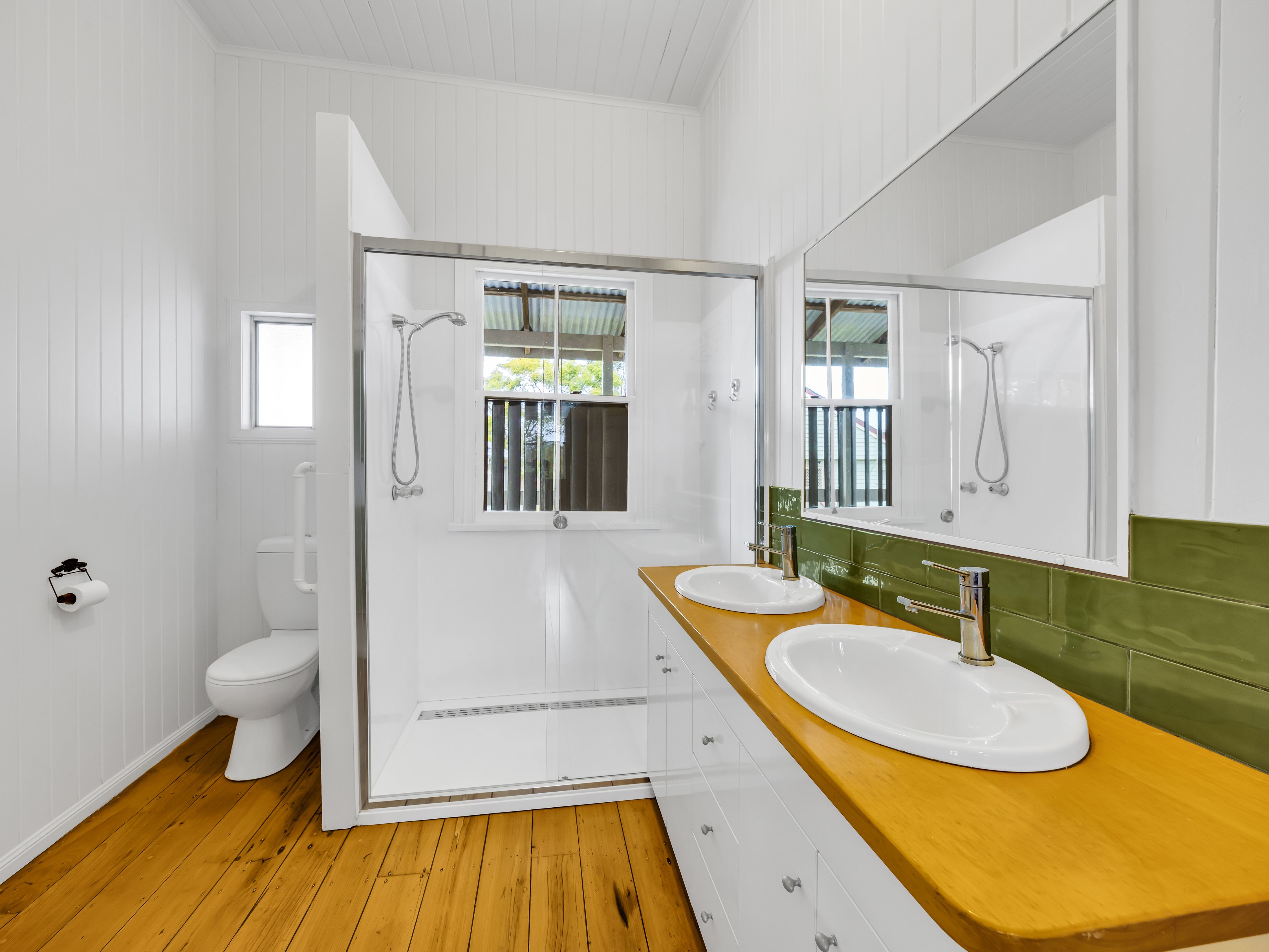 'Roseland' - A Timeless Country Retreat with Dual Living & Endless Possibilities — photo 15 of 30