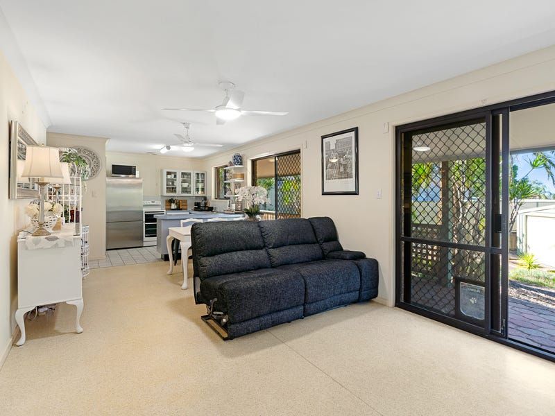 5 Curragh Court, Worongary, QLD 4213