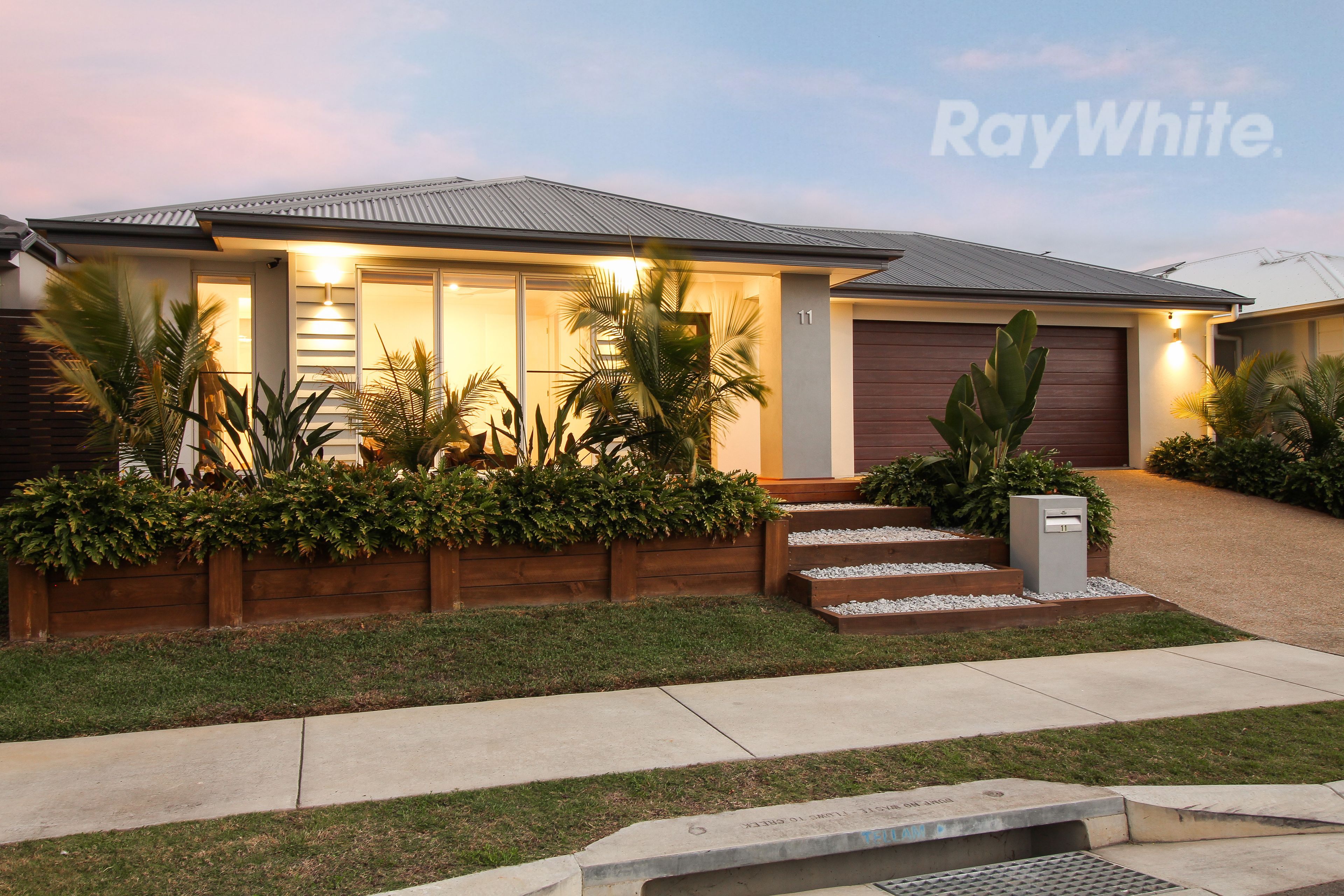 11 Comfort Street, South Ripley, QLD 4306