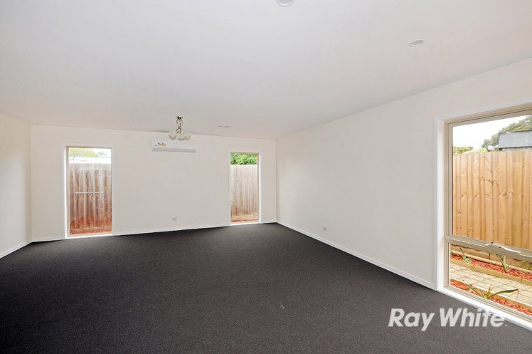 2/9 Windoo Street, Frankston North, VIC 3200