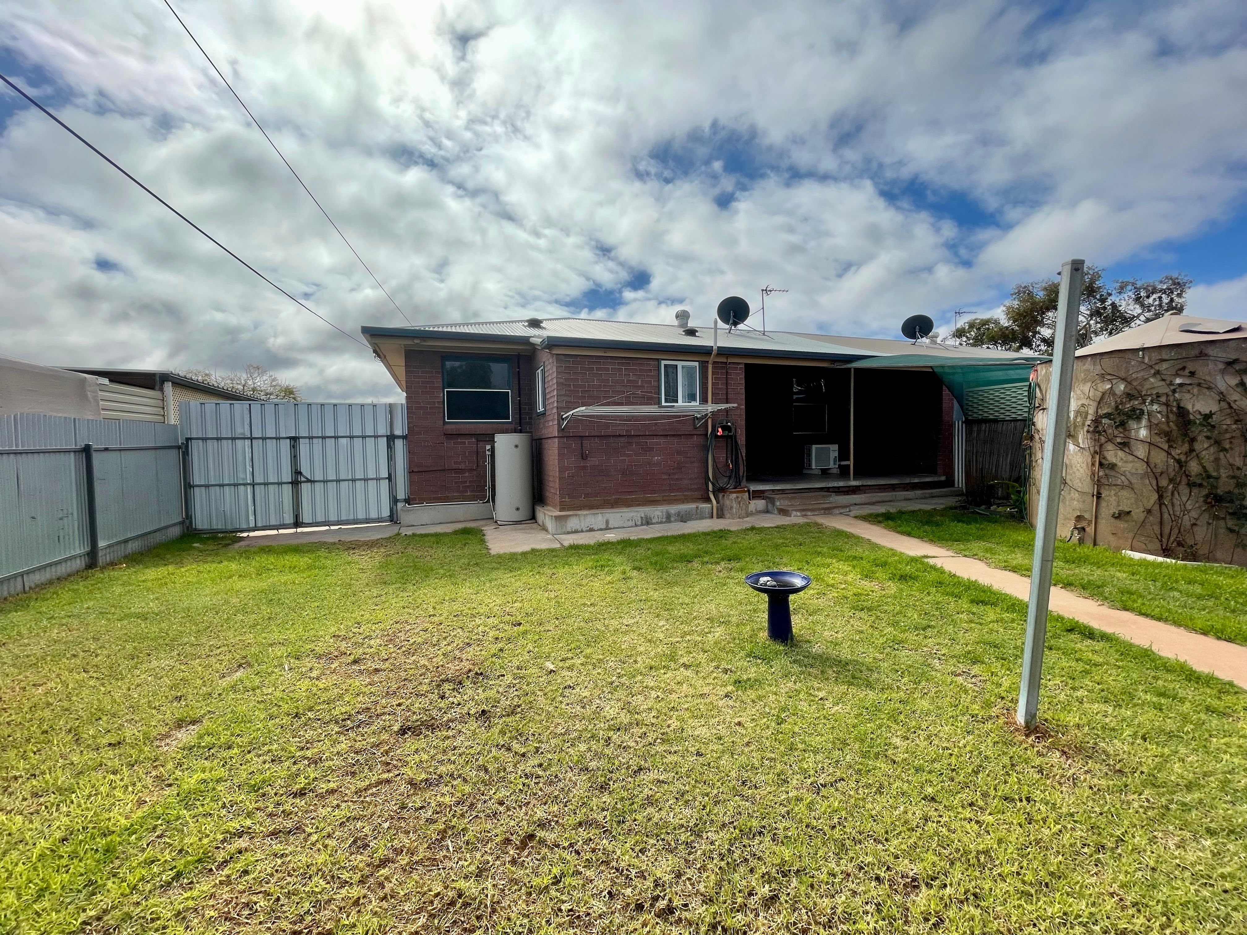 11 Heward Street — photo 9 of 11