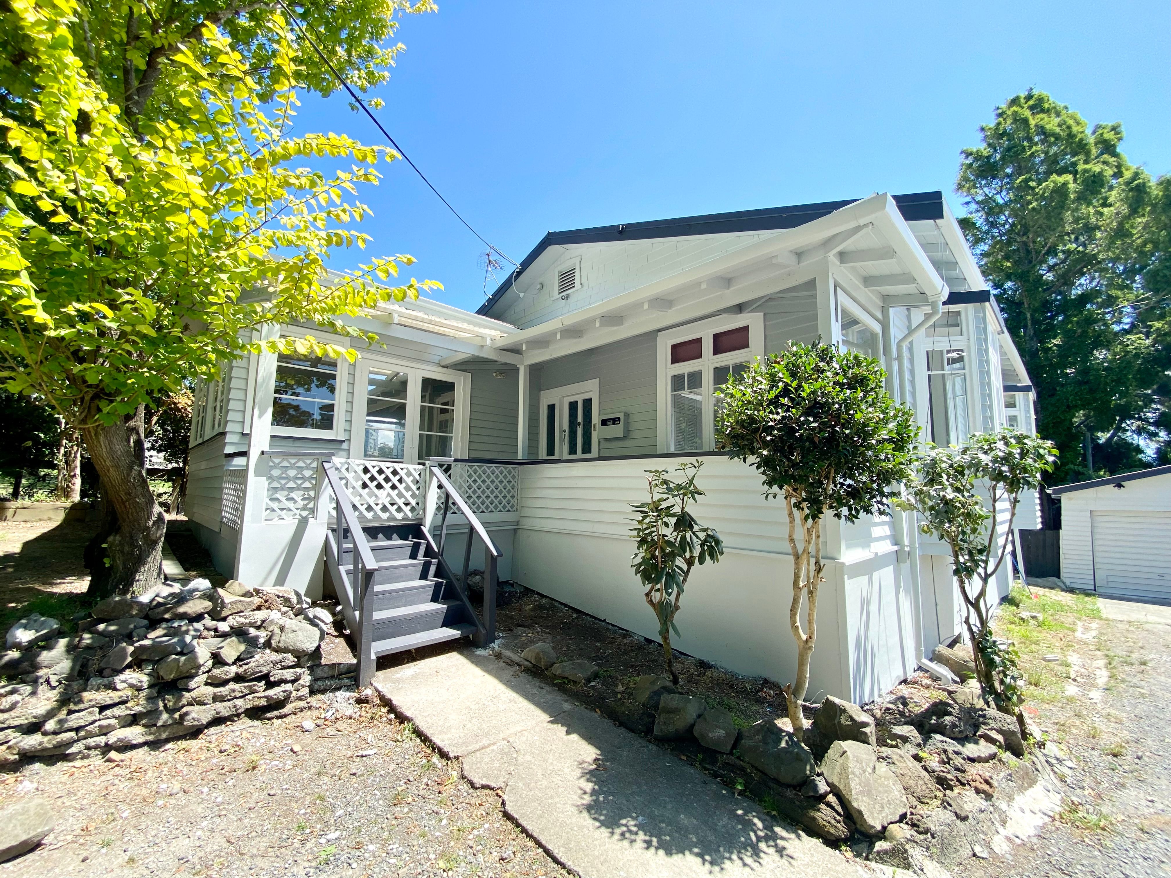 13 Captain Scott Road, Glen Eden, Waitakere City