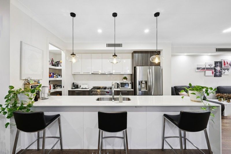 27 Cawthray Street , Biggera Waters QLD 4216