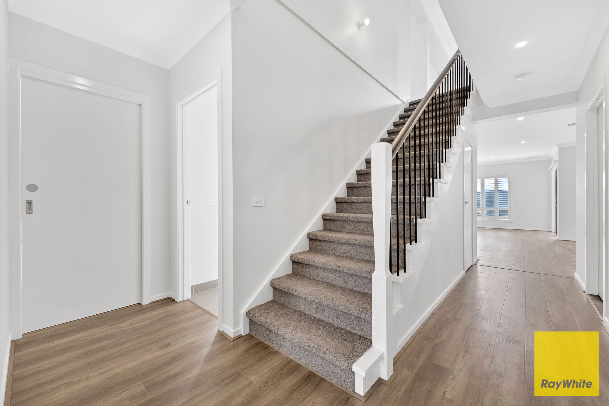 34 Varnish Road — photo 8 of 17