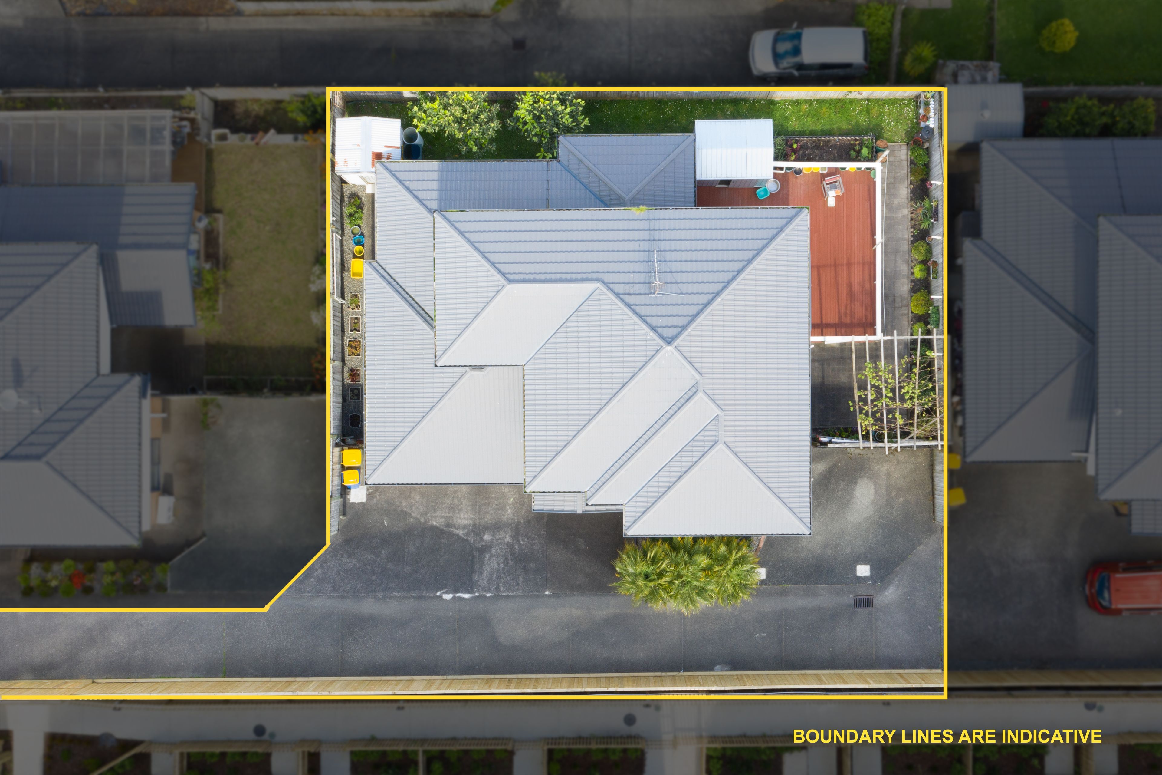 6B James Laurie Street, Henderson, Waitakere City