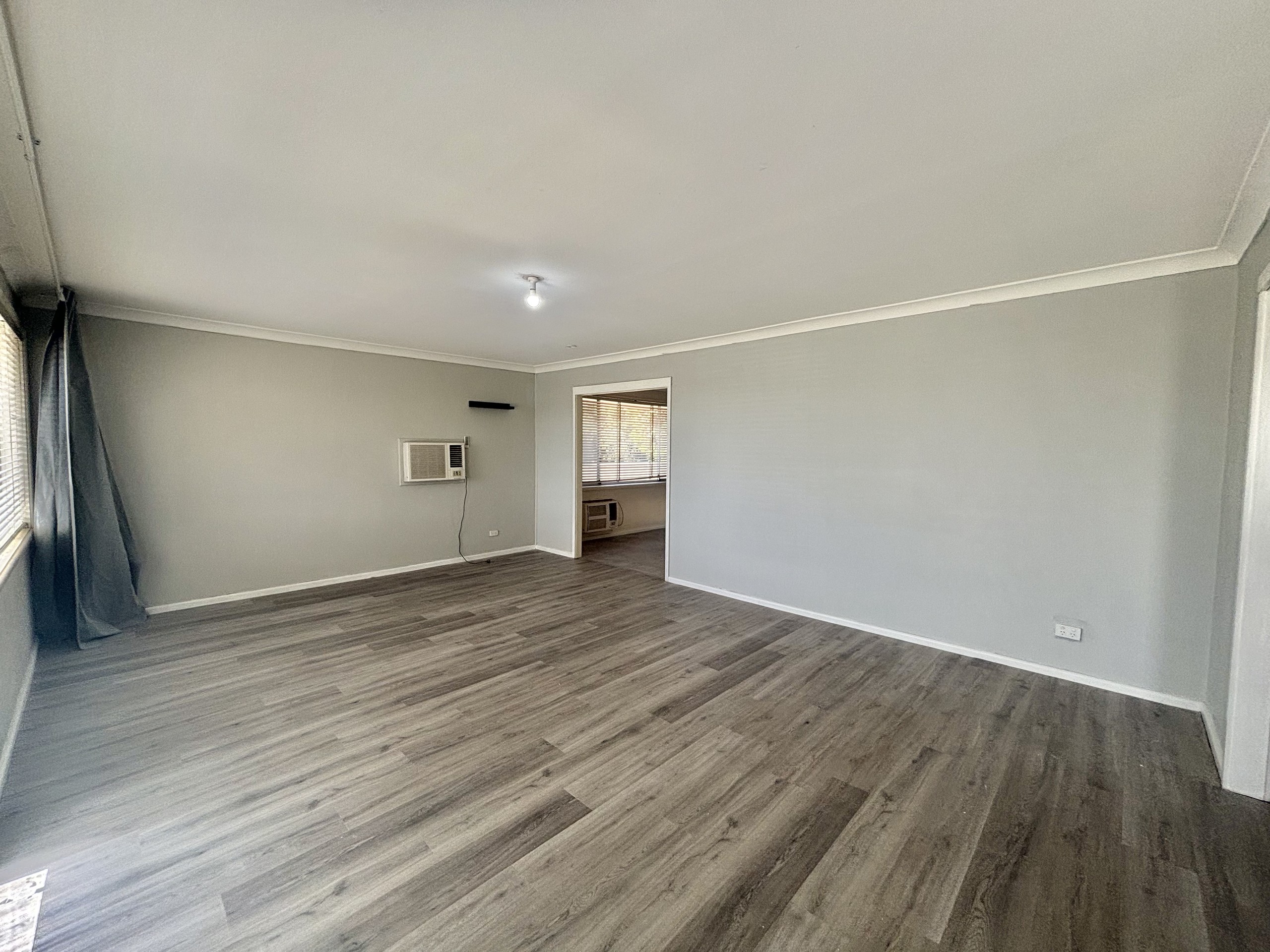13 Richmond Crescent, Campbelltown, NSW 2560