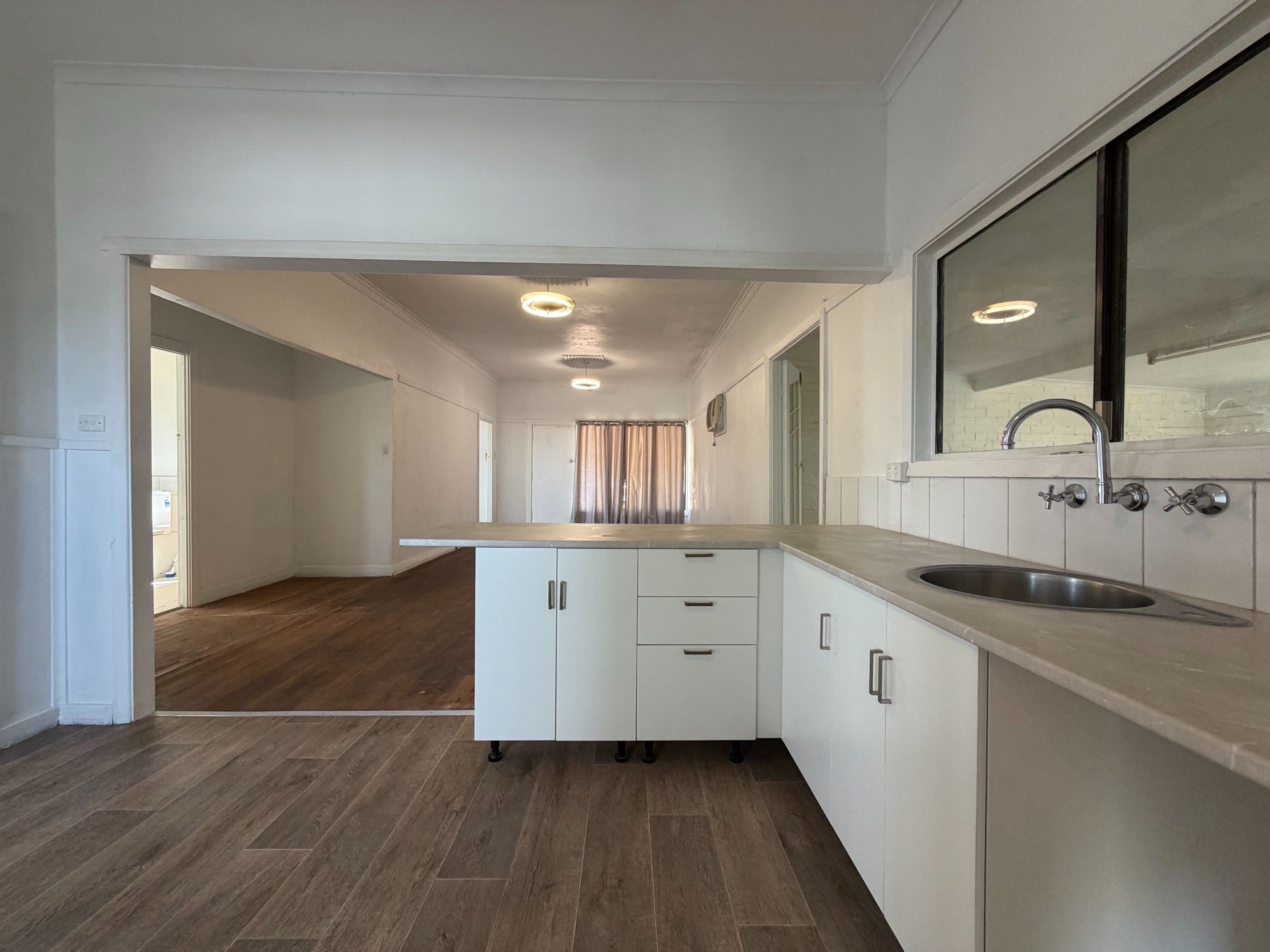 37 Ainsworth Street — photo 5 of 16