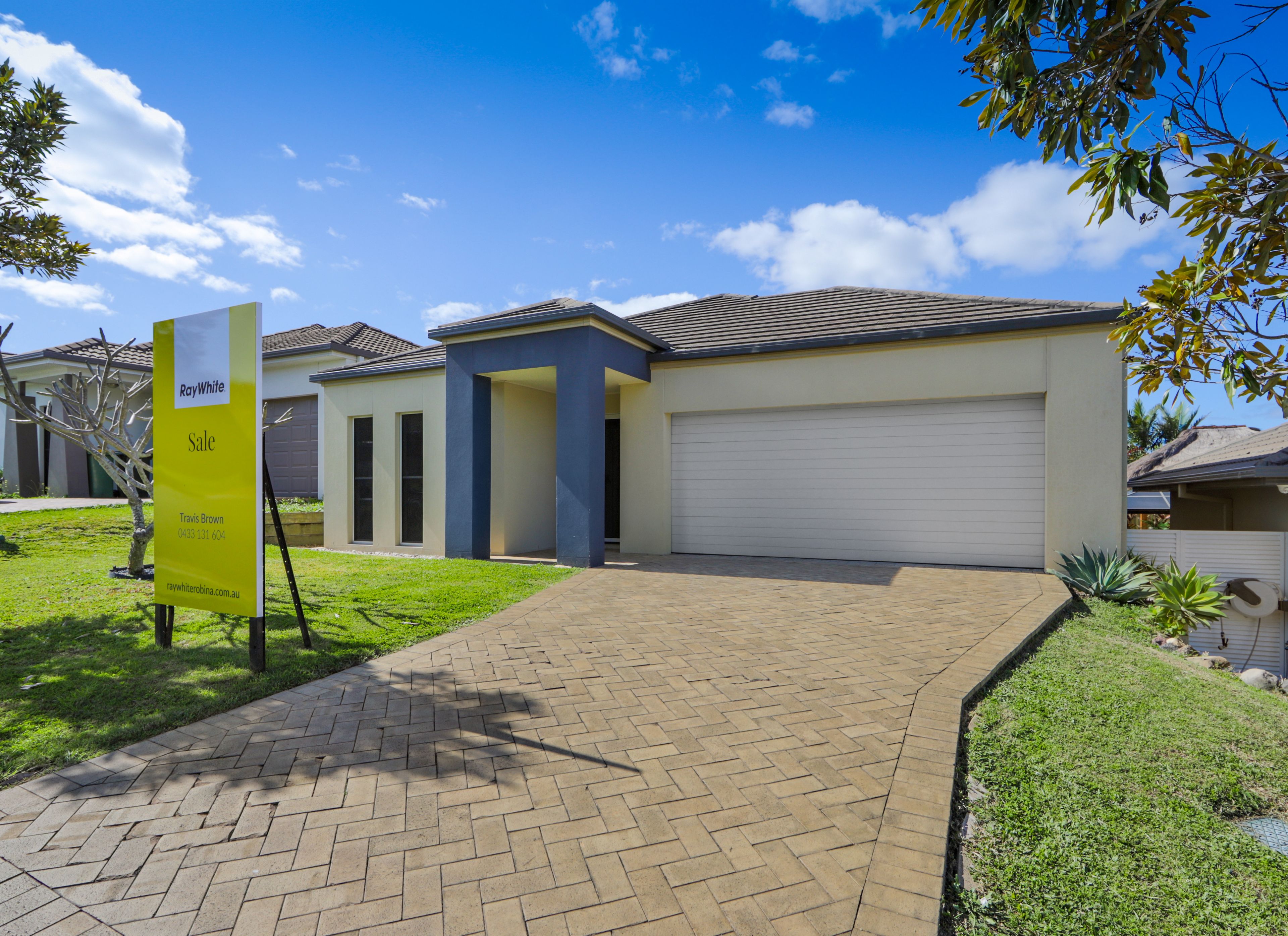 18 Campelles Avenue, Varsity Lakes, QLD 4227