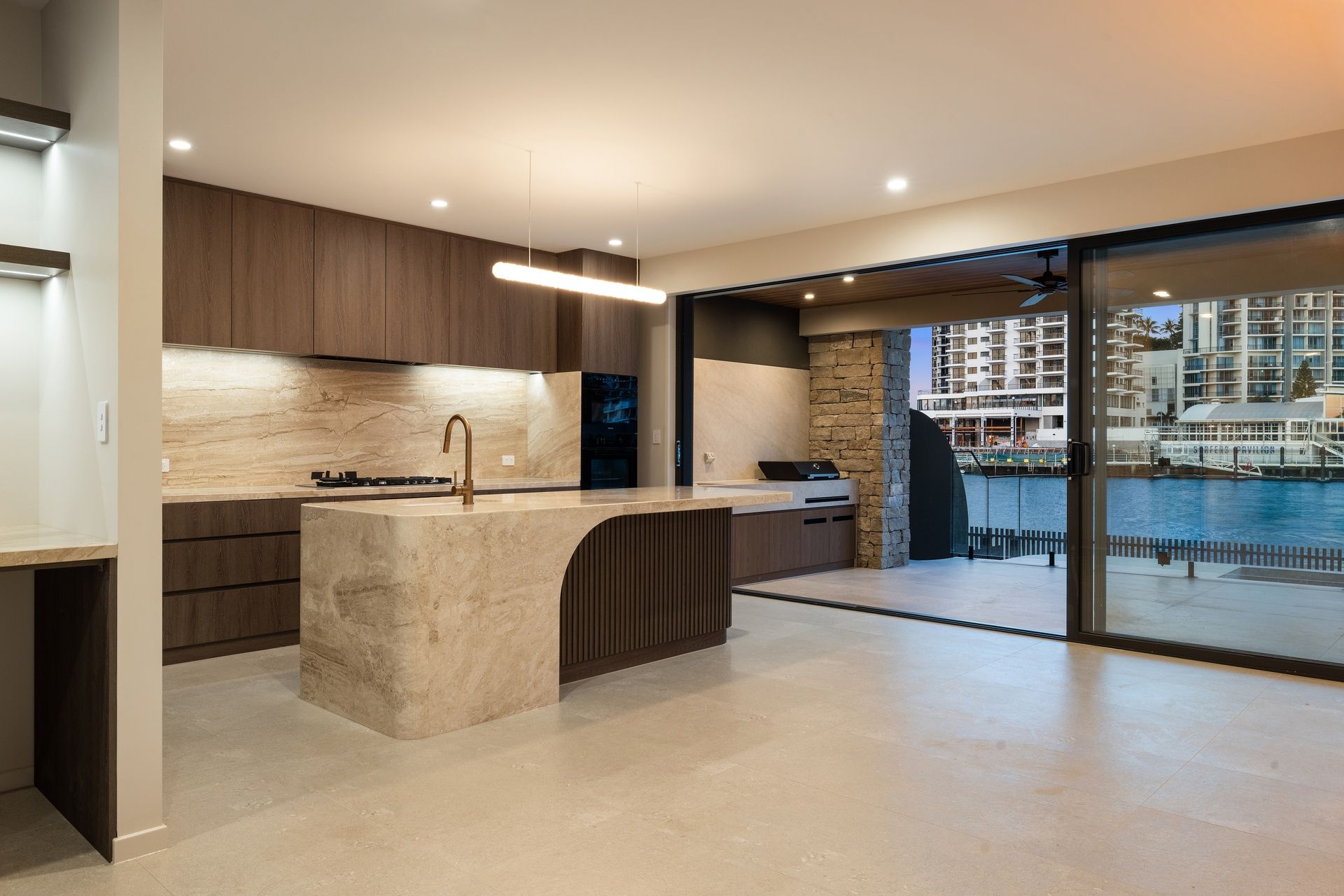 2/23 Tarcoola Crescent — photo 14 of 20