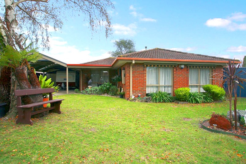 13 Peppercorn Court, Cranbourne North, VIC 3977