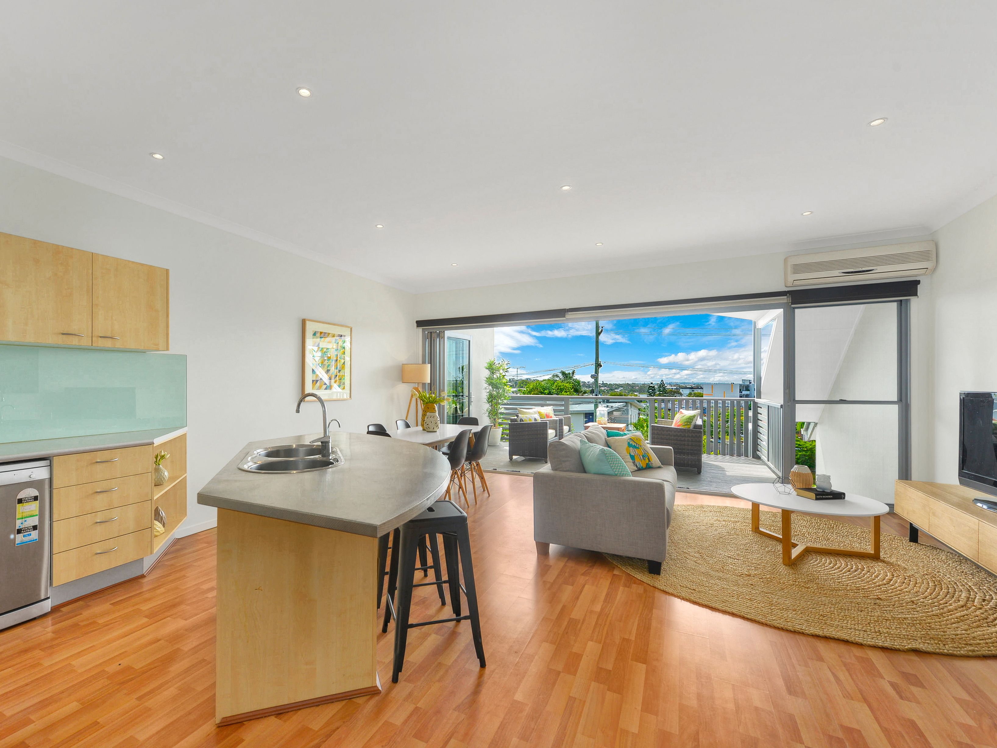 35 Richmond Road, Morningside QLD 4170