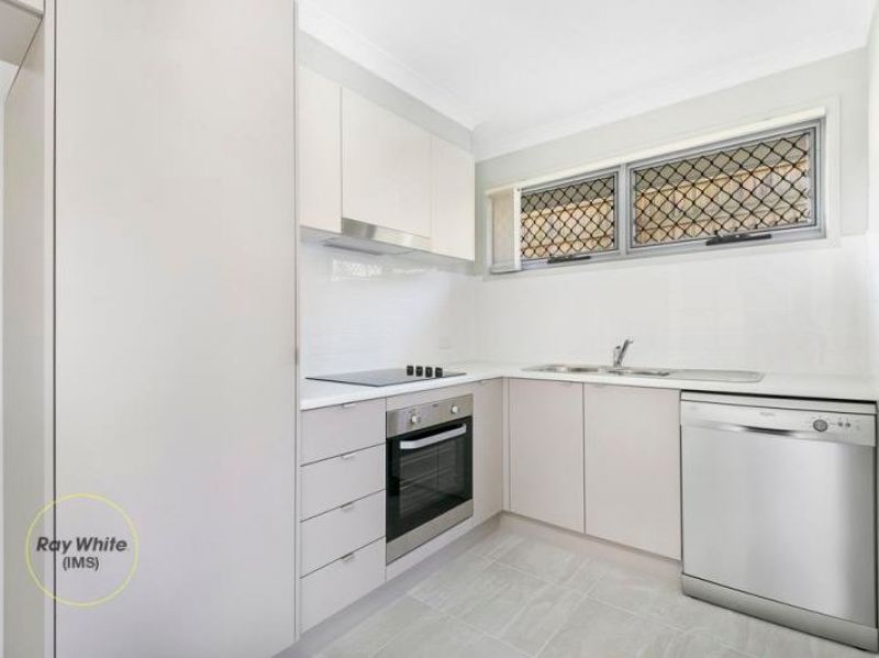 2/8 Nike Court, Wulkuraka, QLD 4305