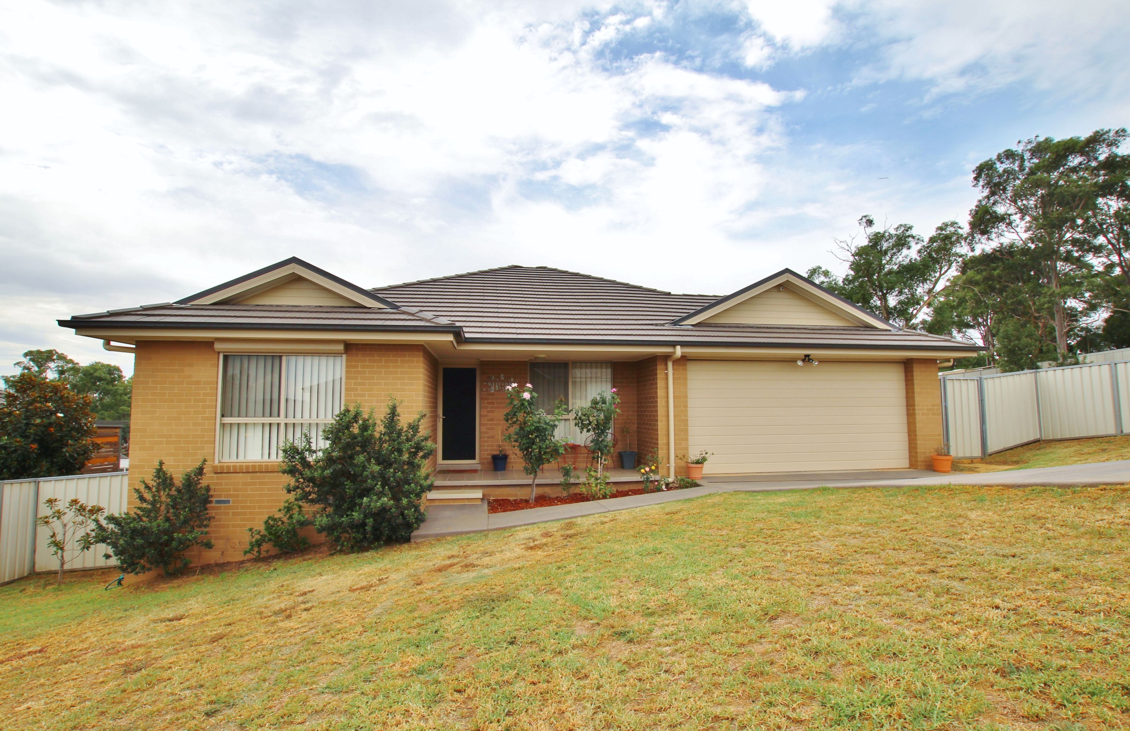 6 Henry Place