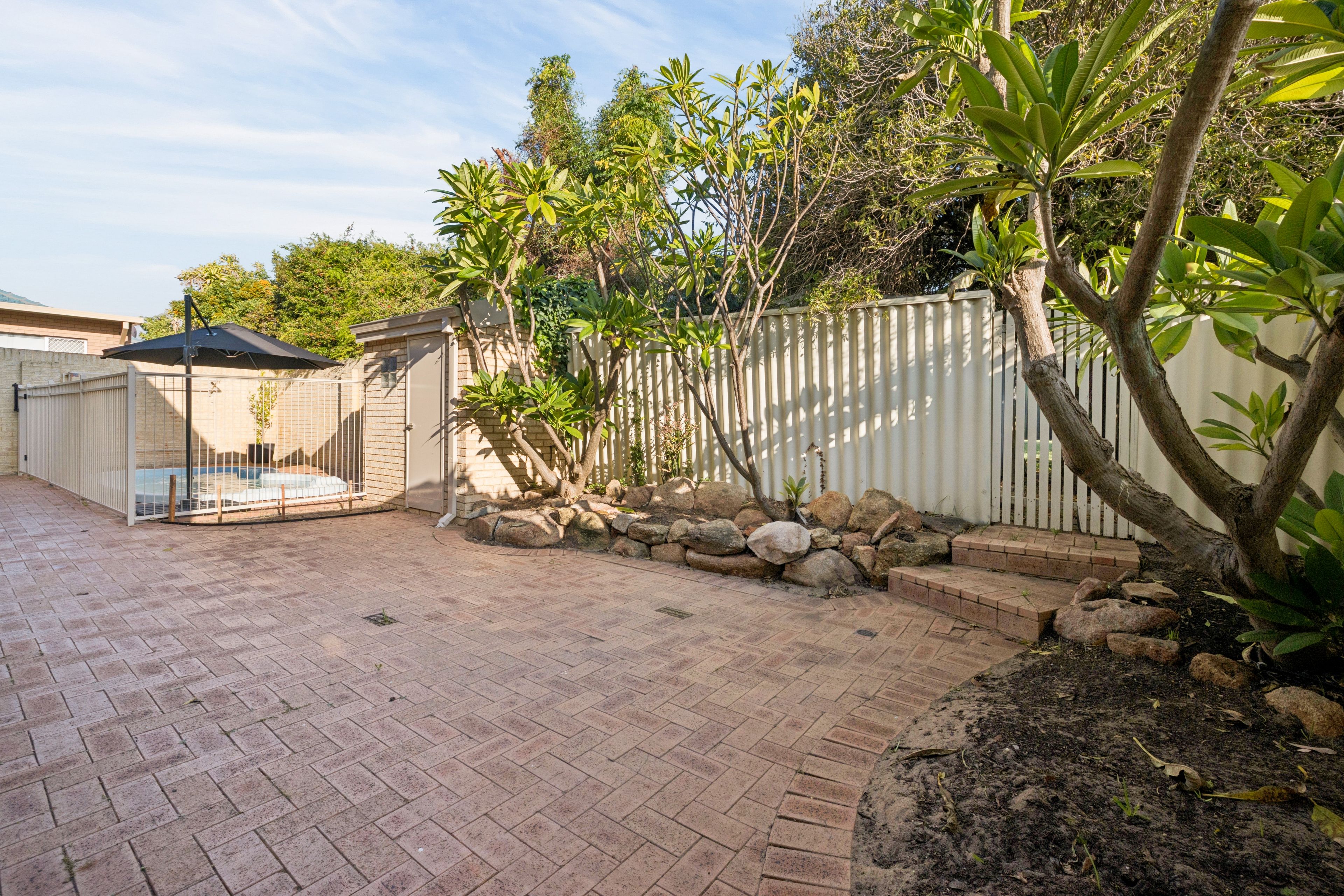 17 Davilak Street — photo 21 of 22