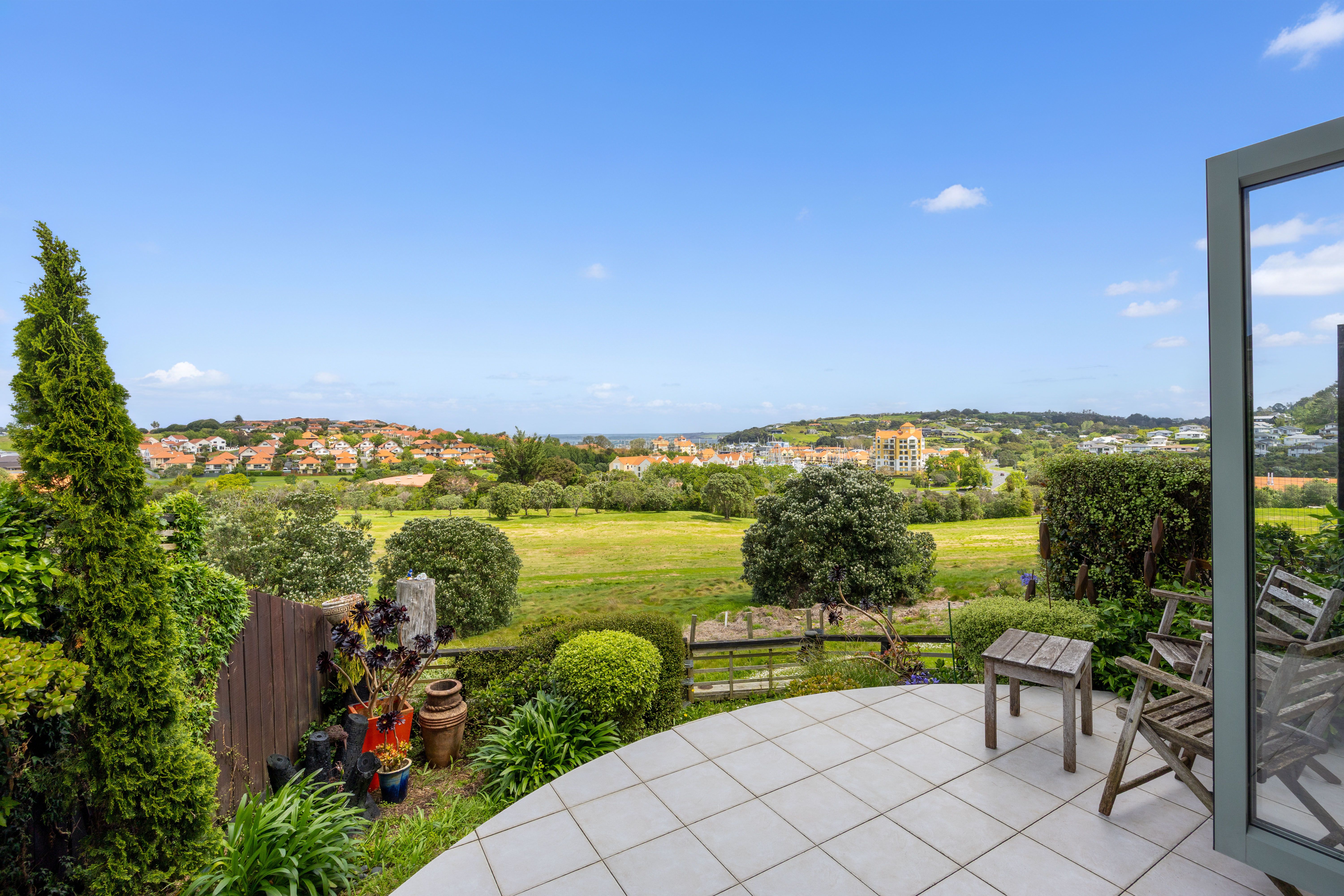 280 Alec Craig Way, Gulf Harbour, Rodney