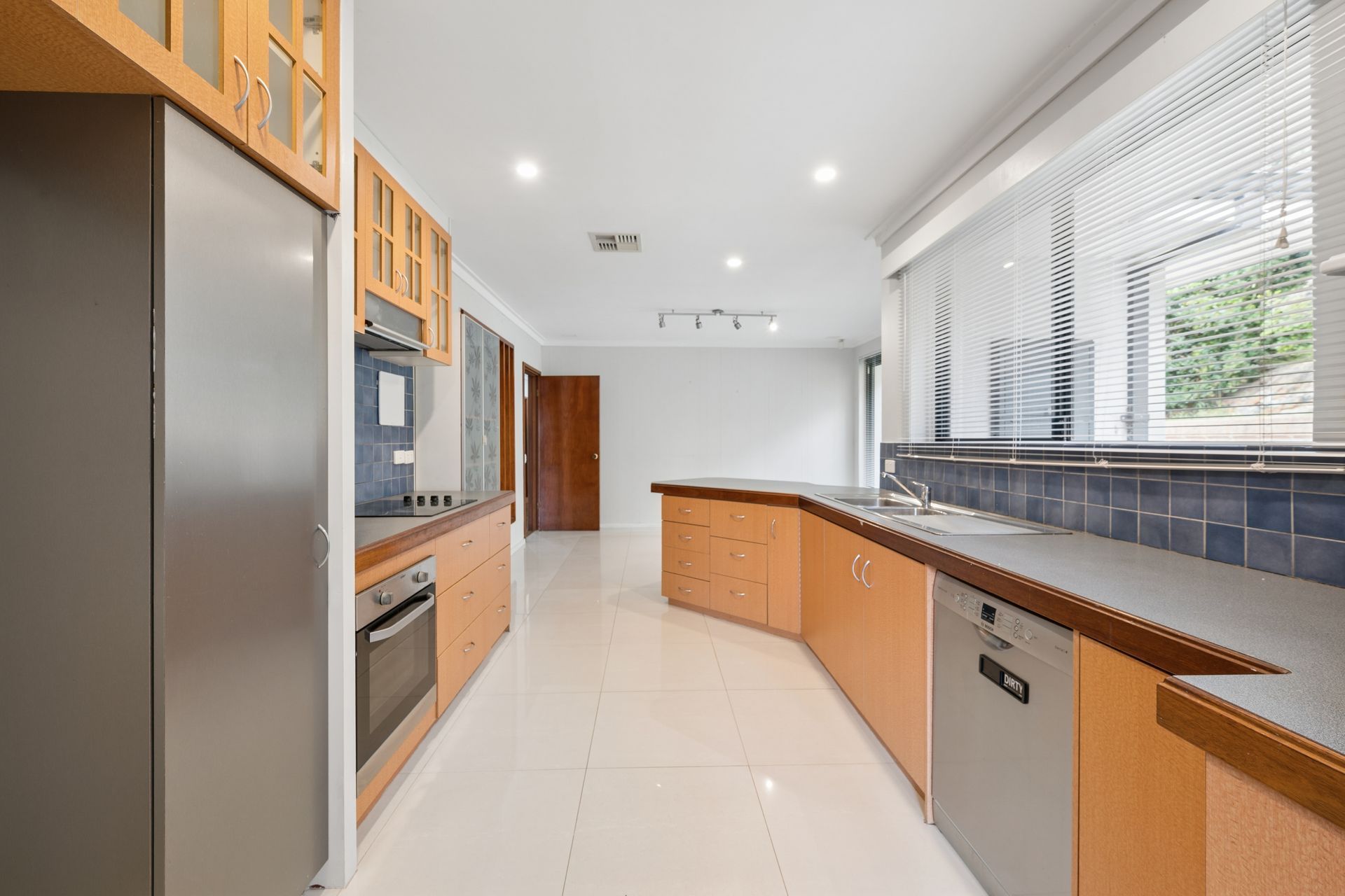 11 Regdel Road — photo 11 of 30