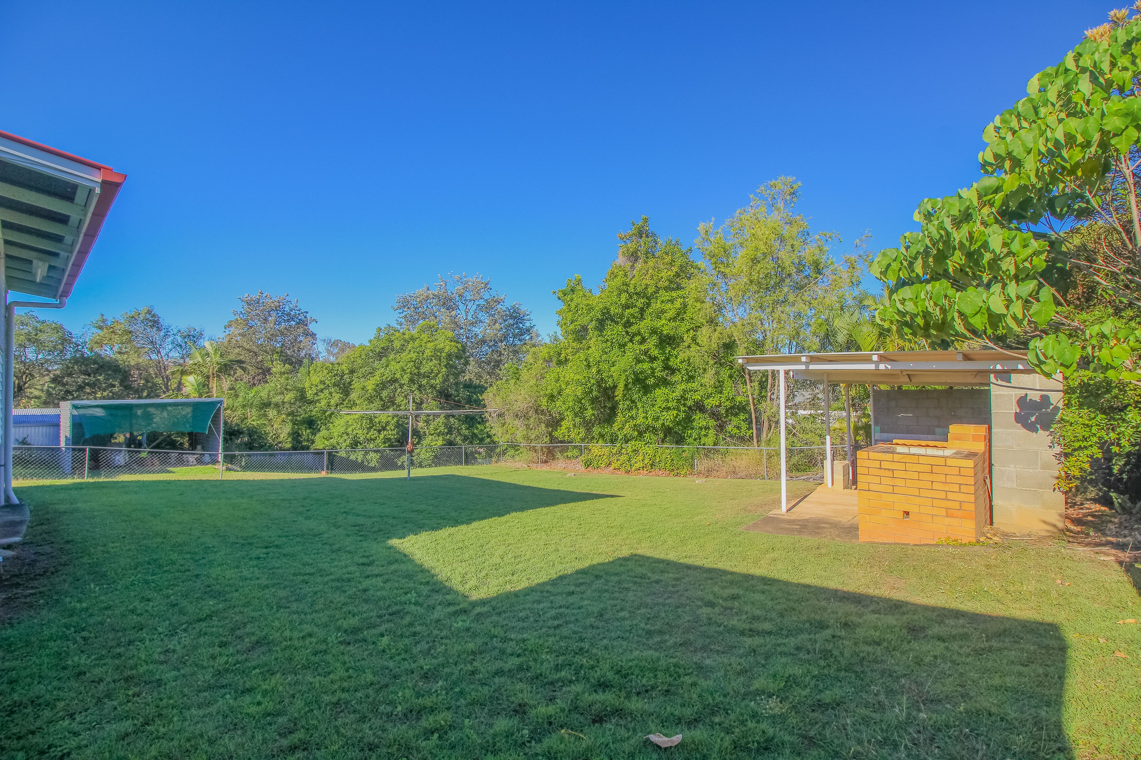 11 Albert Street, North Ipswich, QLD 4305