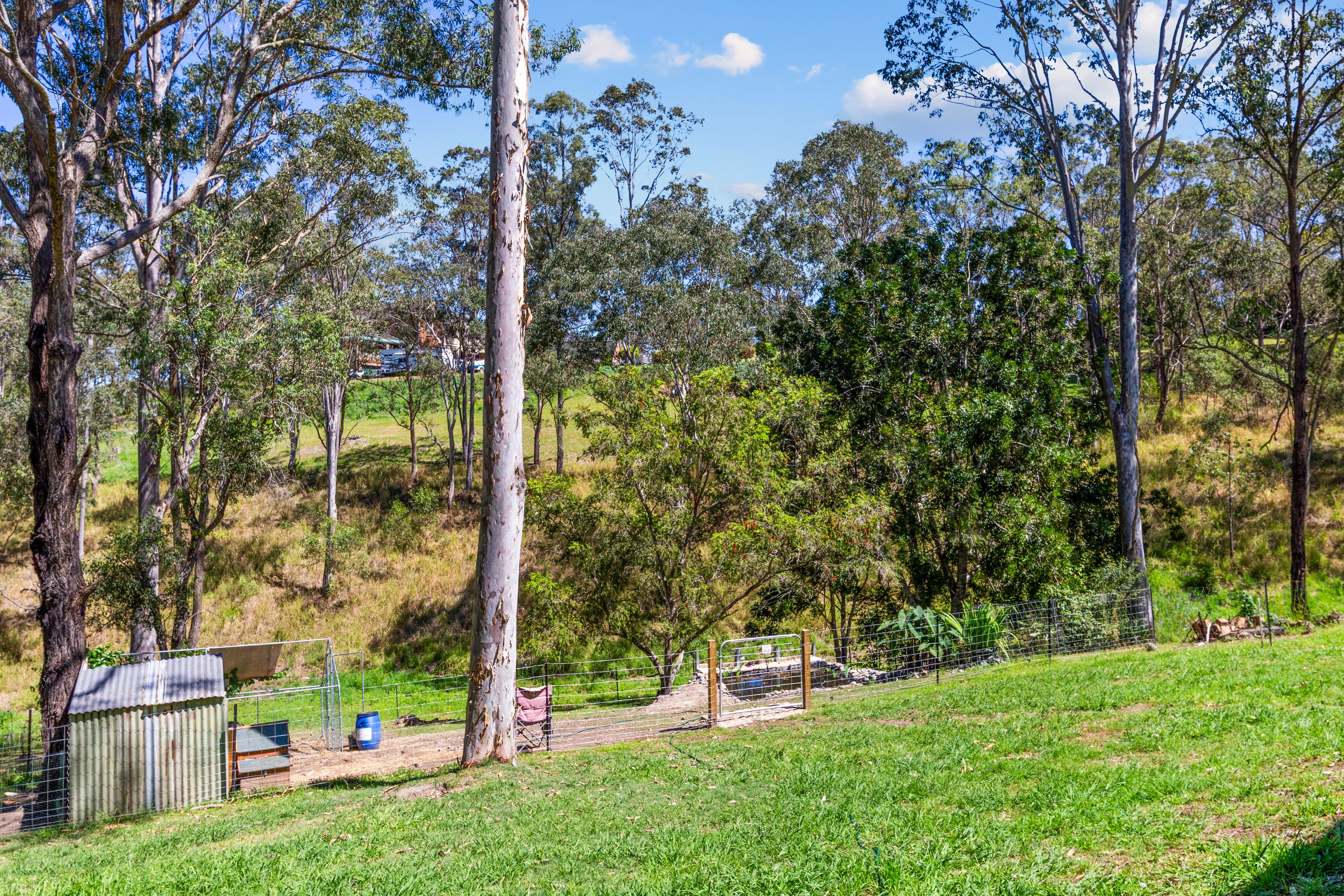 3 Hilda Close — photo 25 of 25